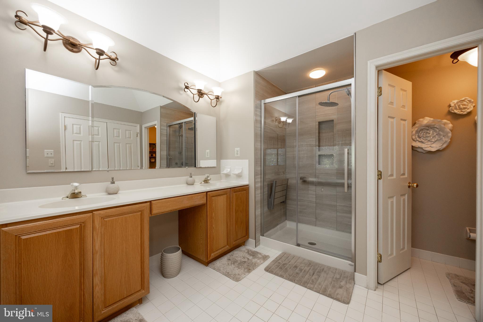 ESTATES AT FARAWAY FARMS - Residential