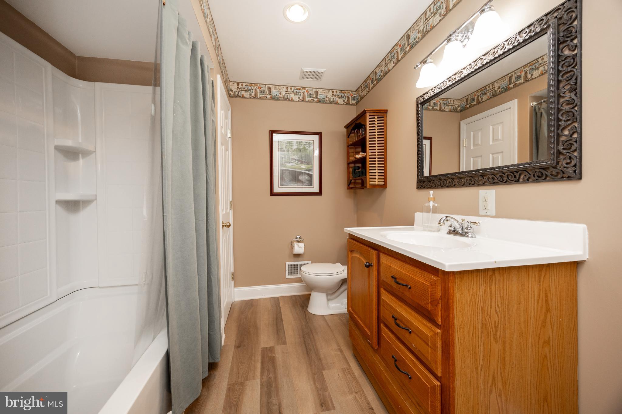 ESTATES AT FARAWAY FARMS - Residential