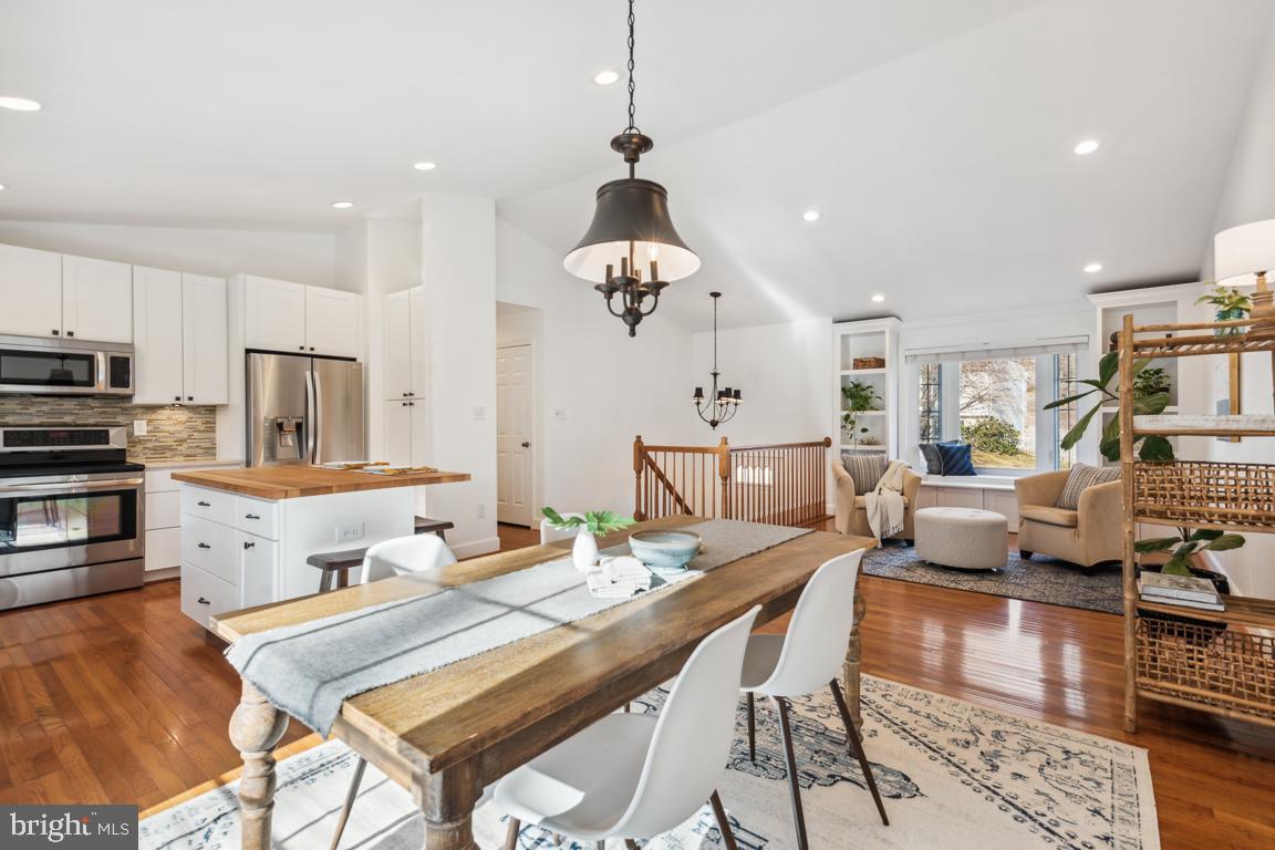 HIDDEN RIDGE - Residential