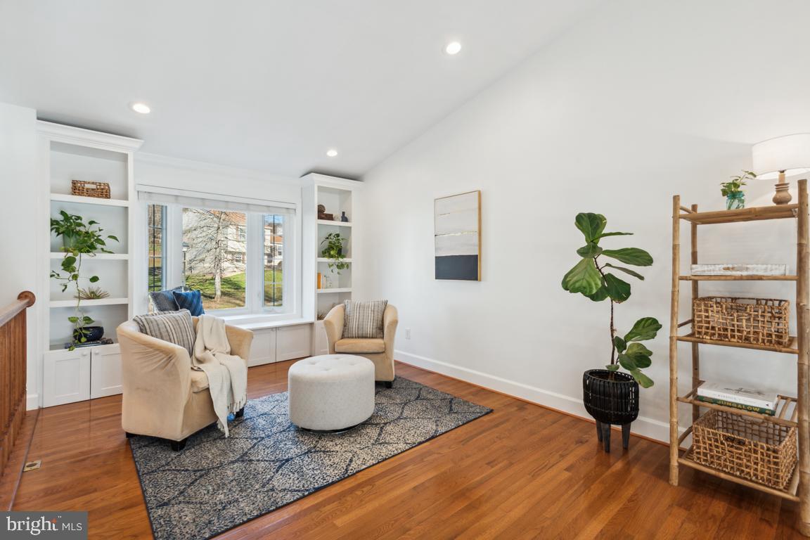 HIDDEN RIDGE - Residential