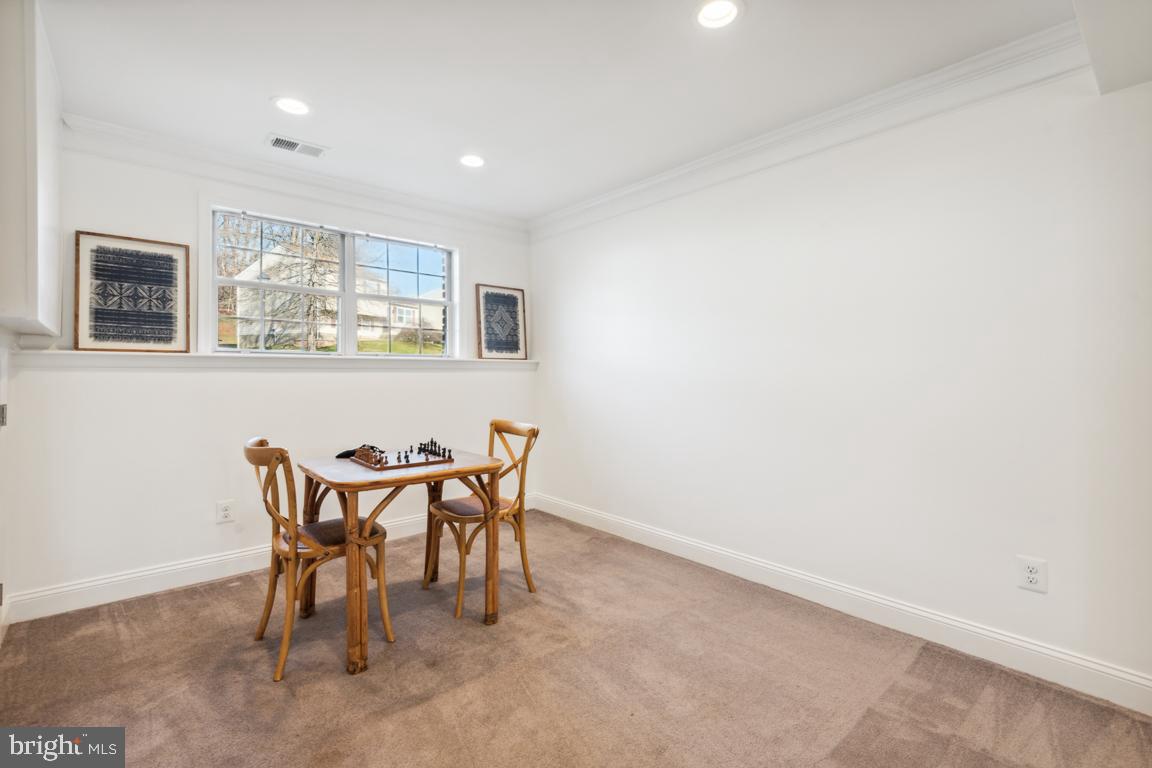 HIDDEN RIDGE - Residential