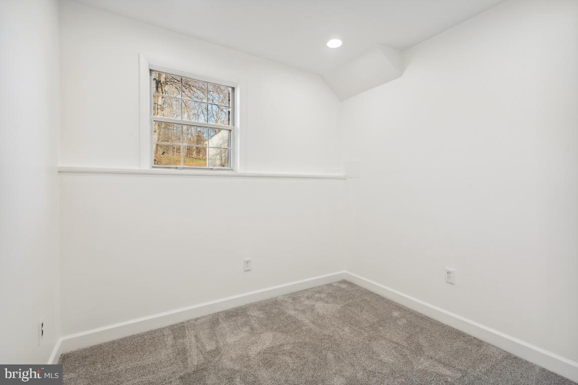 HIDDEN RIDGE - Residential