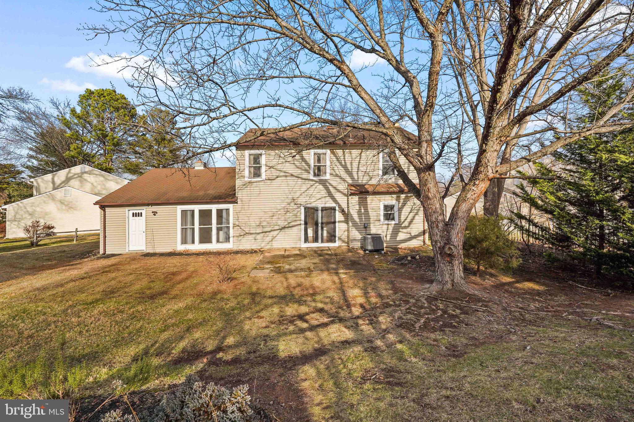 KINGSTON CHASE - Residential