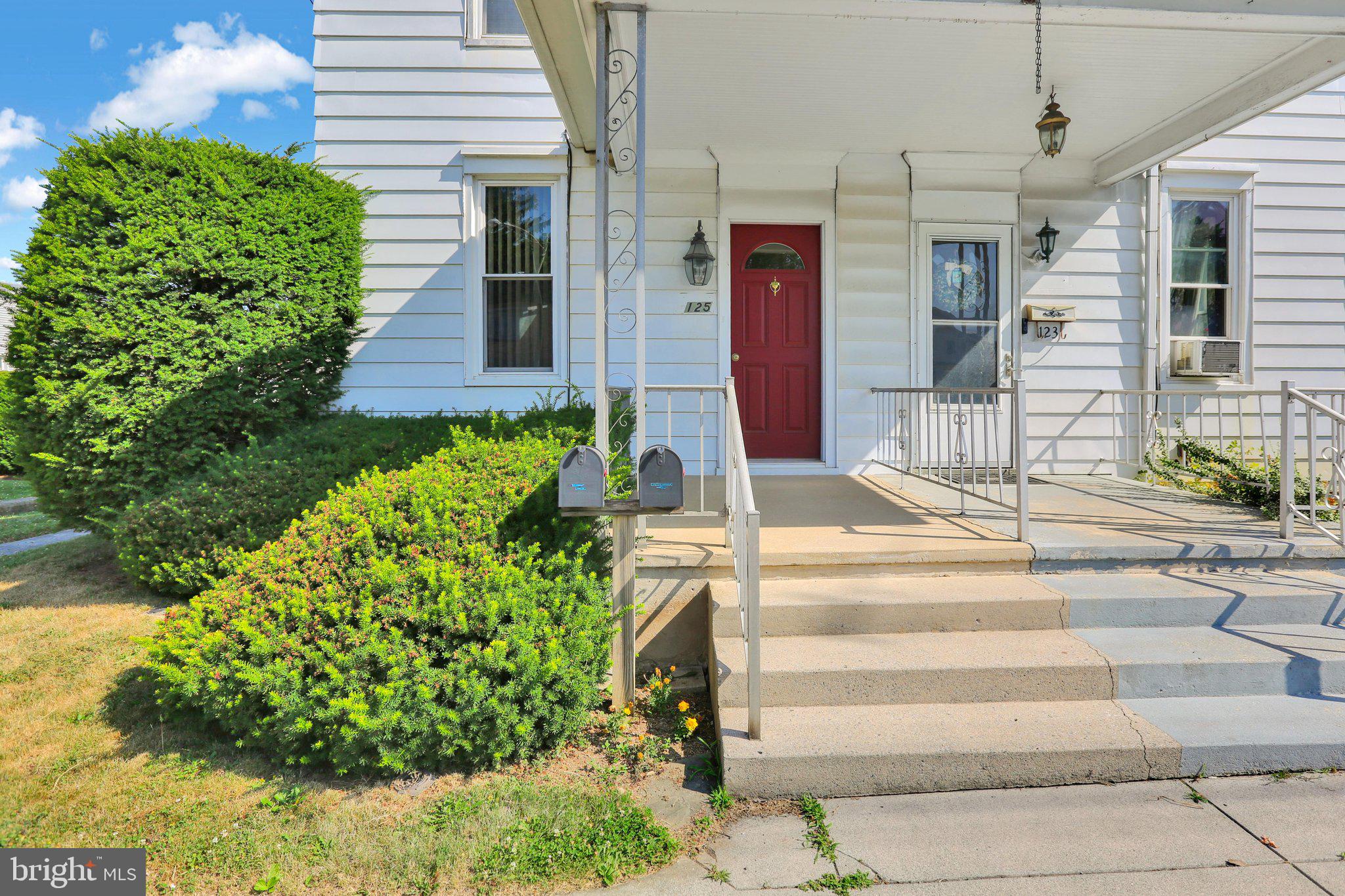 125 W PENN AVENUE
