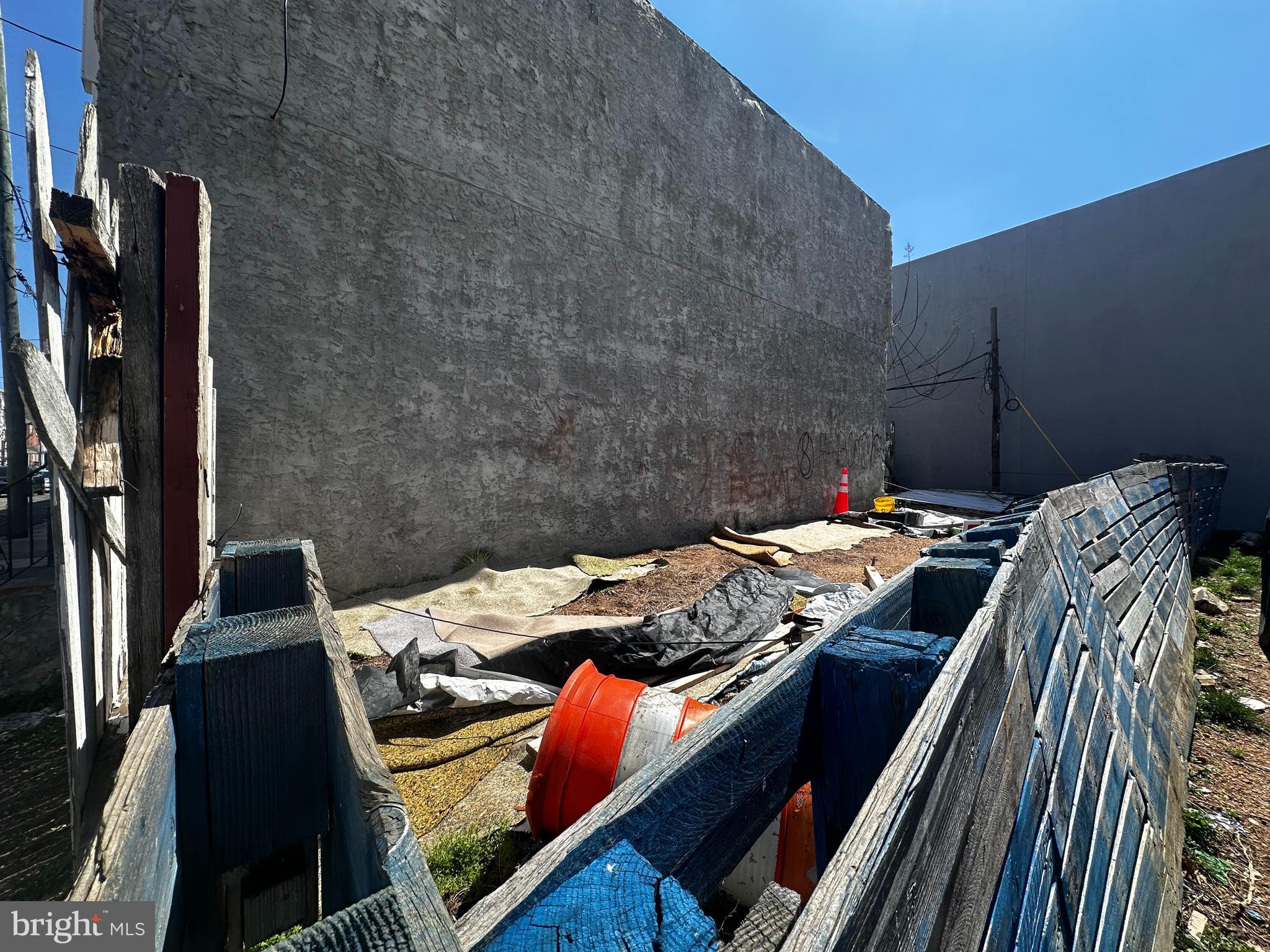 1854 HOFFMAN STREET