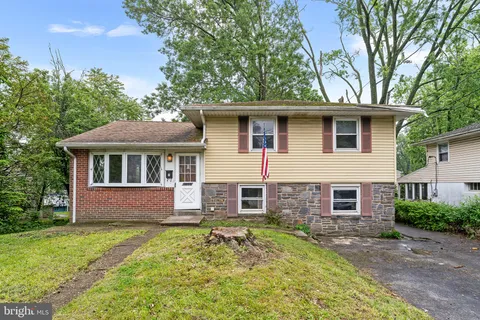 1200 Providence Road, Secane, PA MLS: PADE2090792