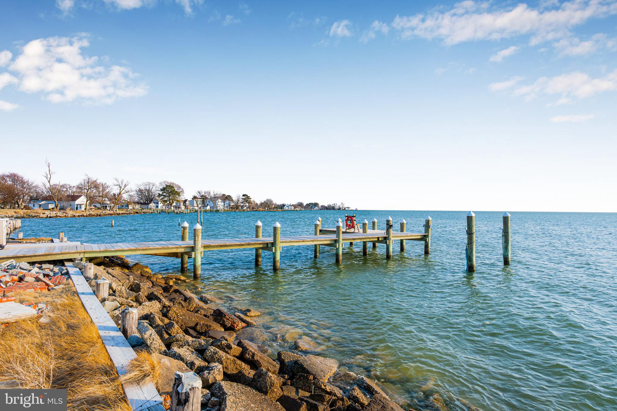 TAR BAY - Residential