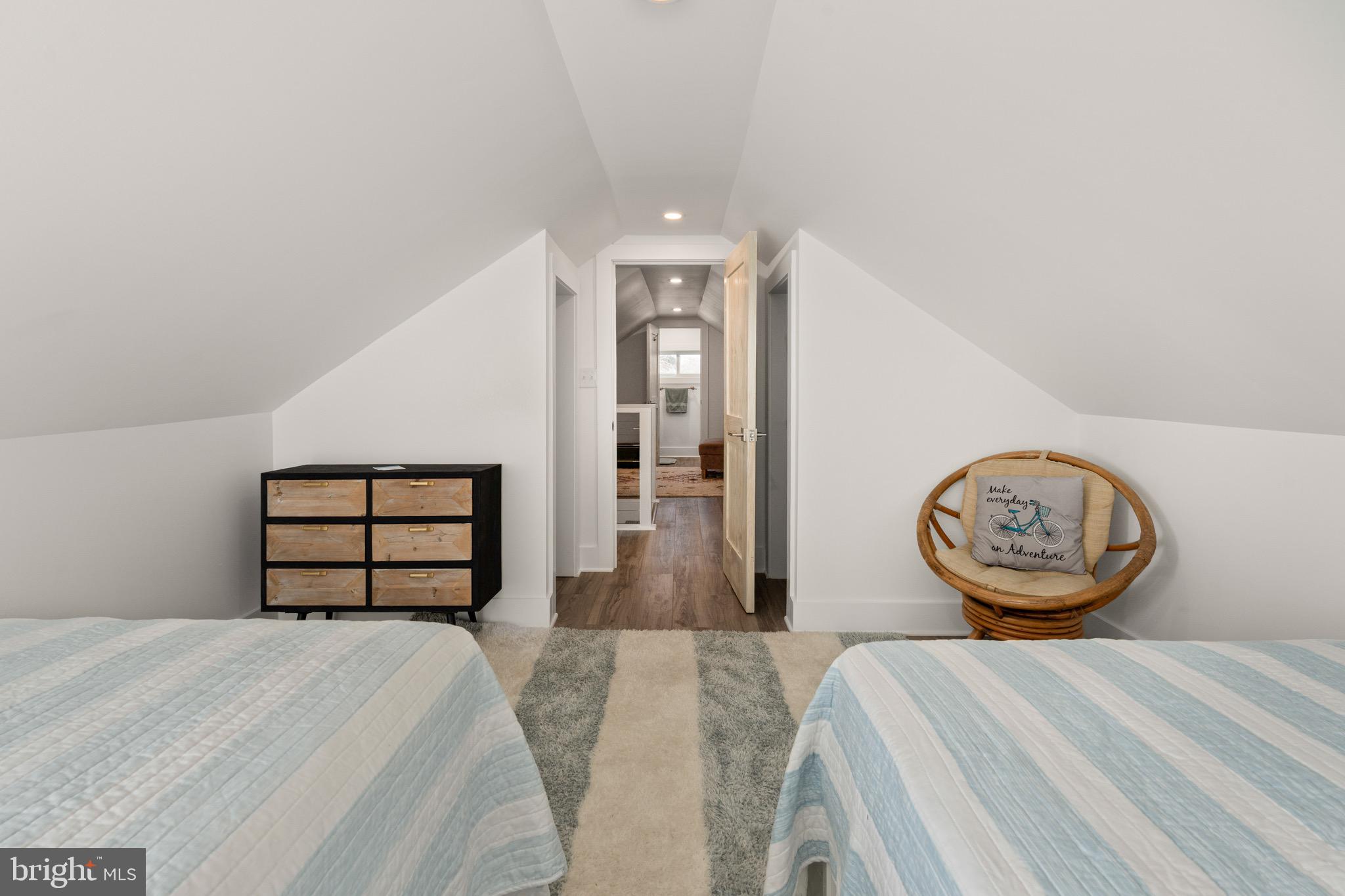 TAR BAY - Residential