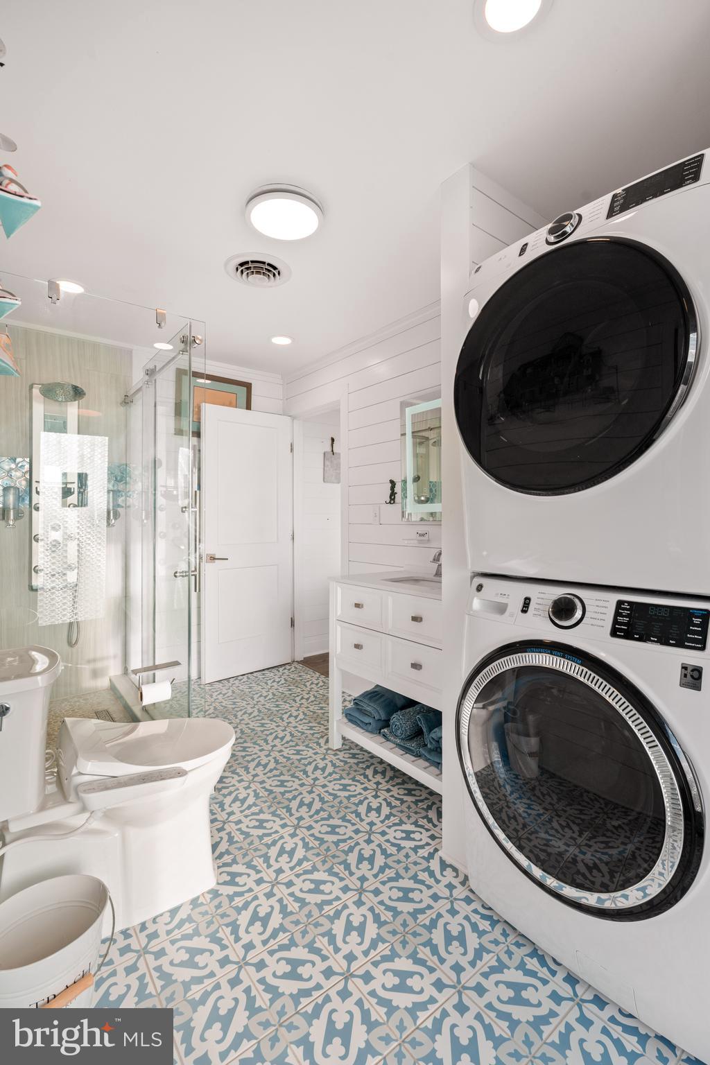 TAR BAY - Residential