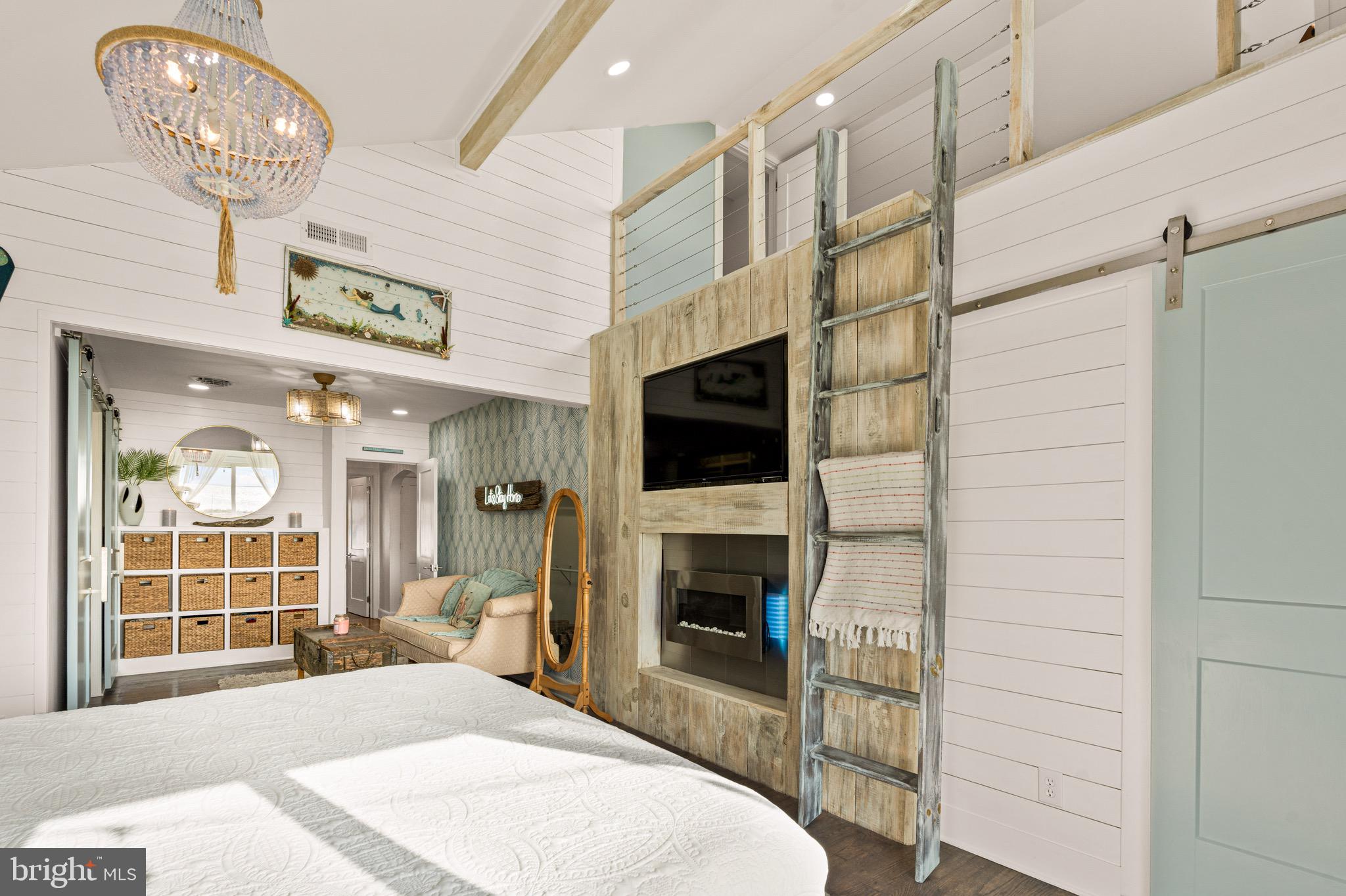 TAR BAY - Residential