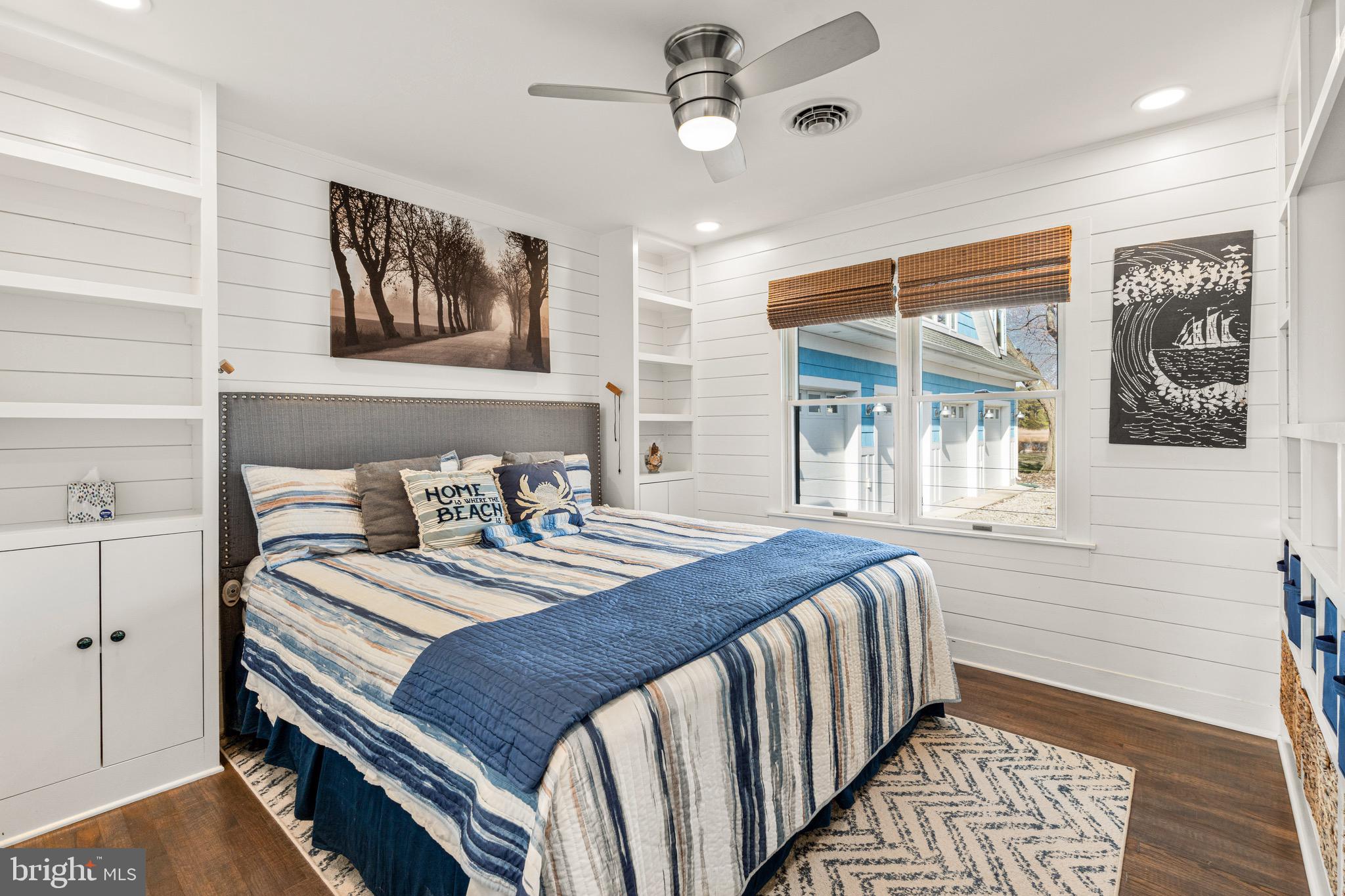 TAR BAY - Residential