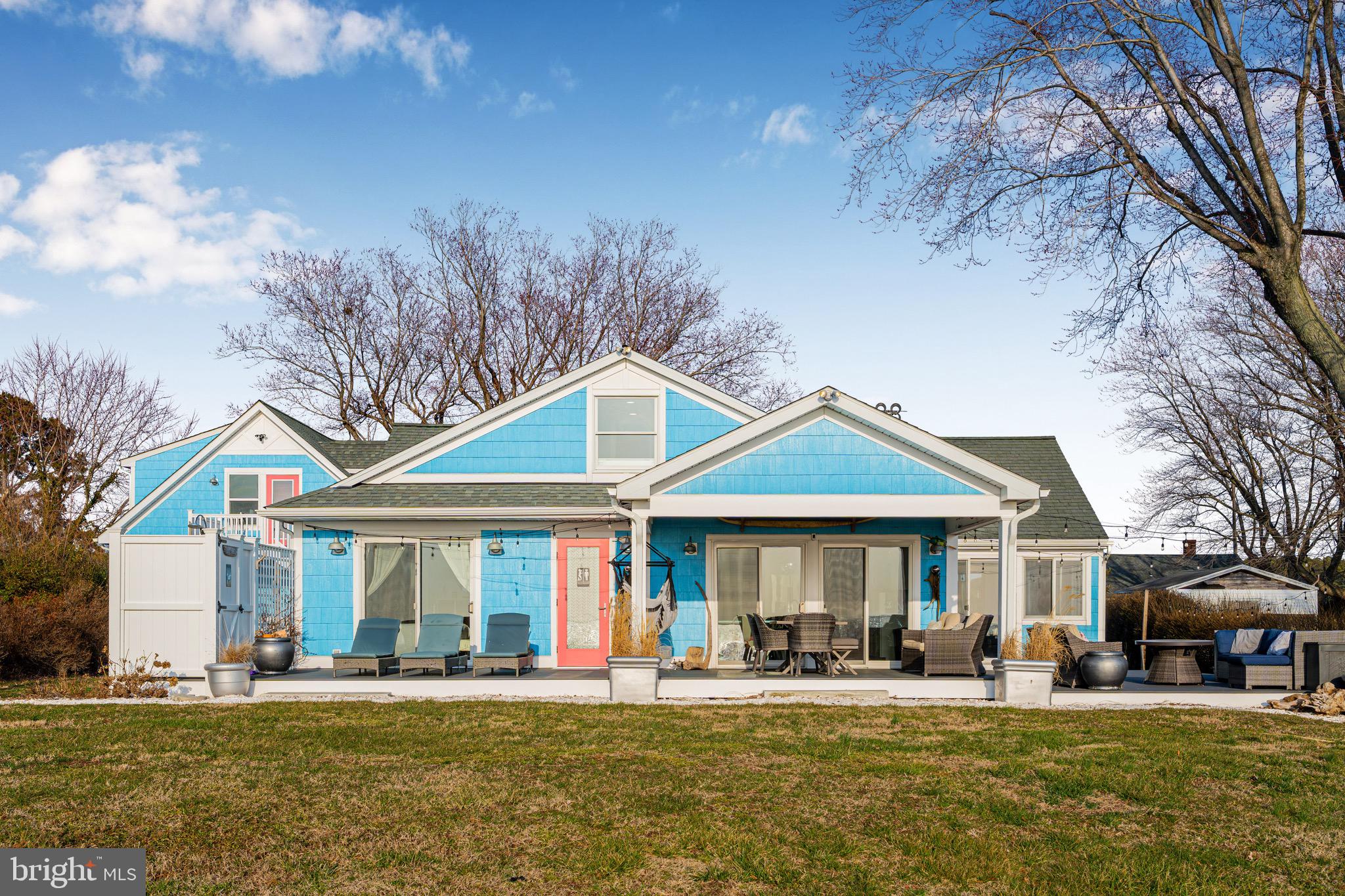 TAR BAY - Residential