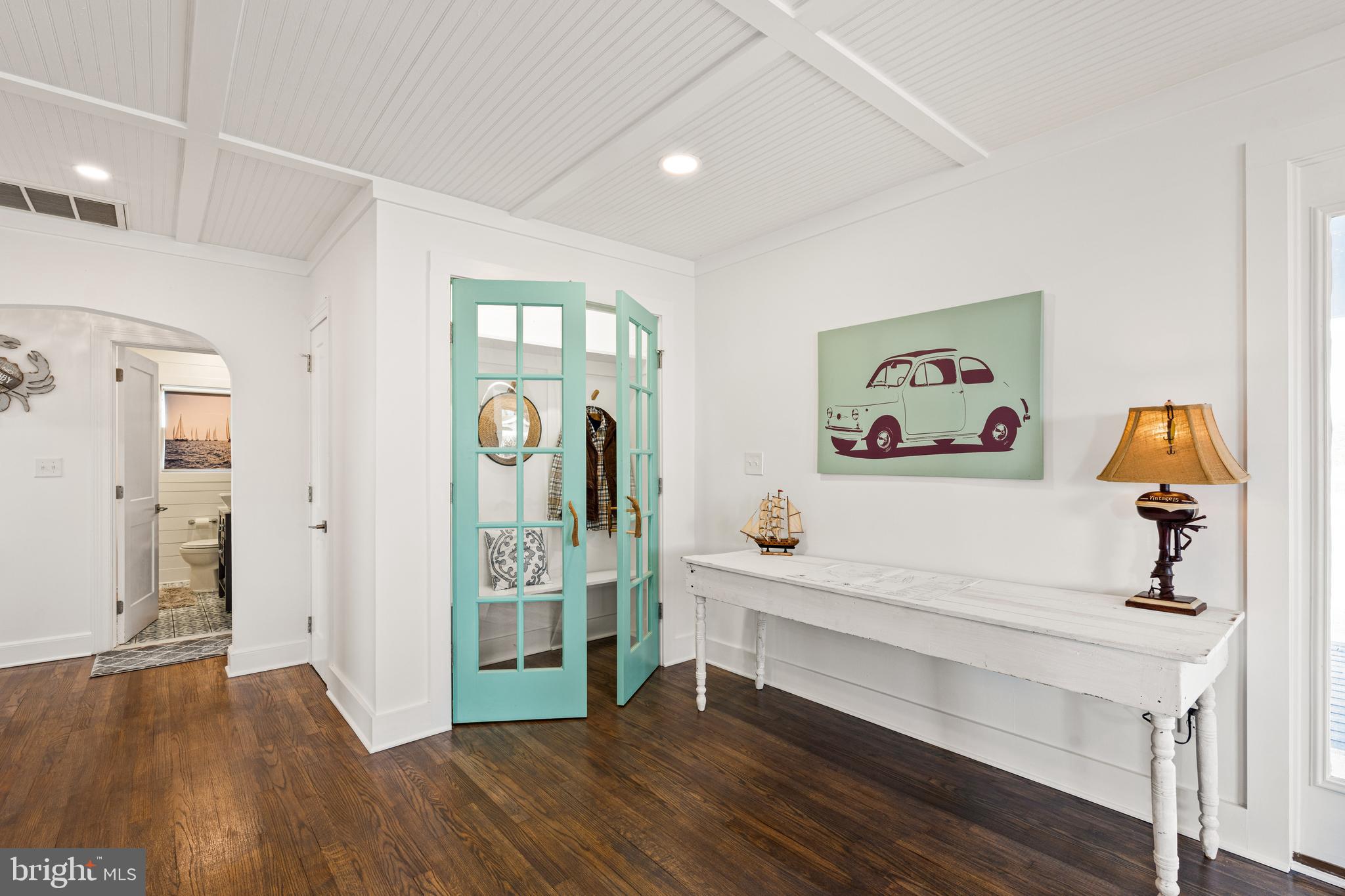 TAR BAY - Residential