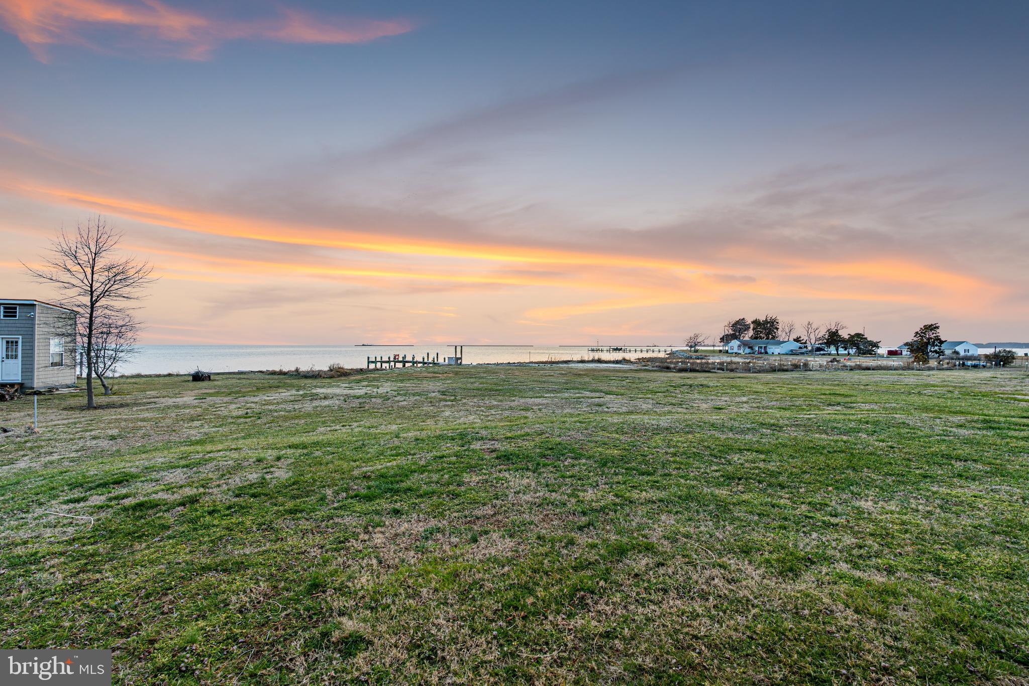TAR BAY - Residential