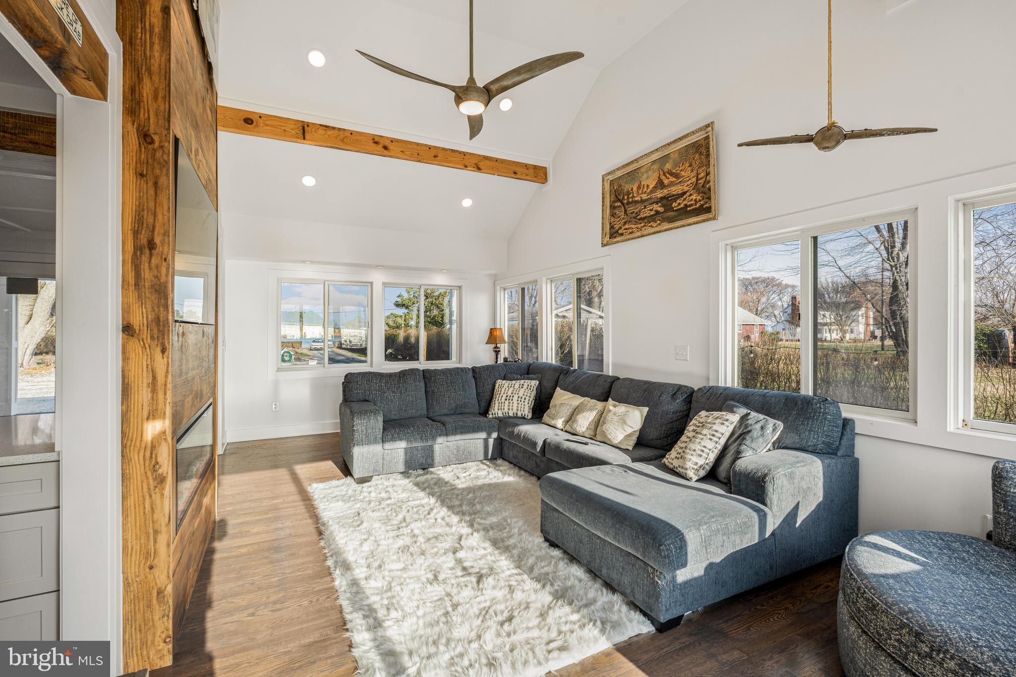 TAR BAY - Residential