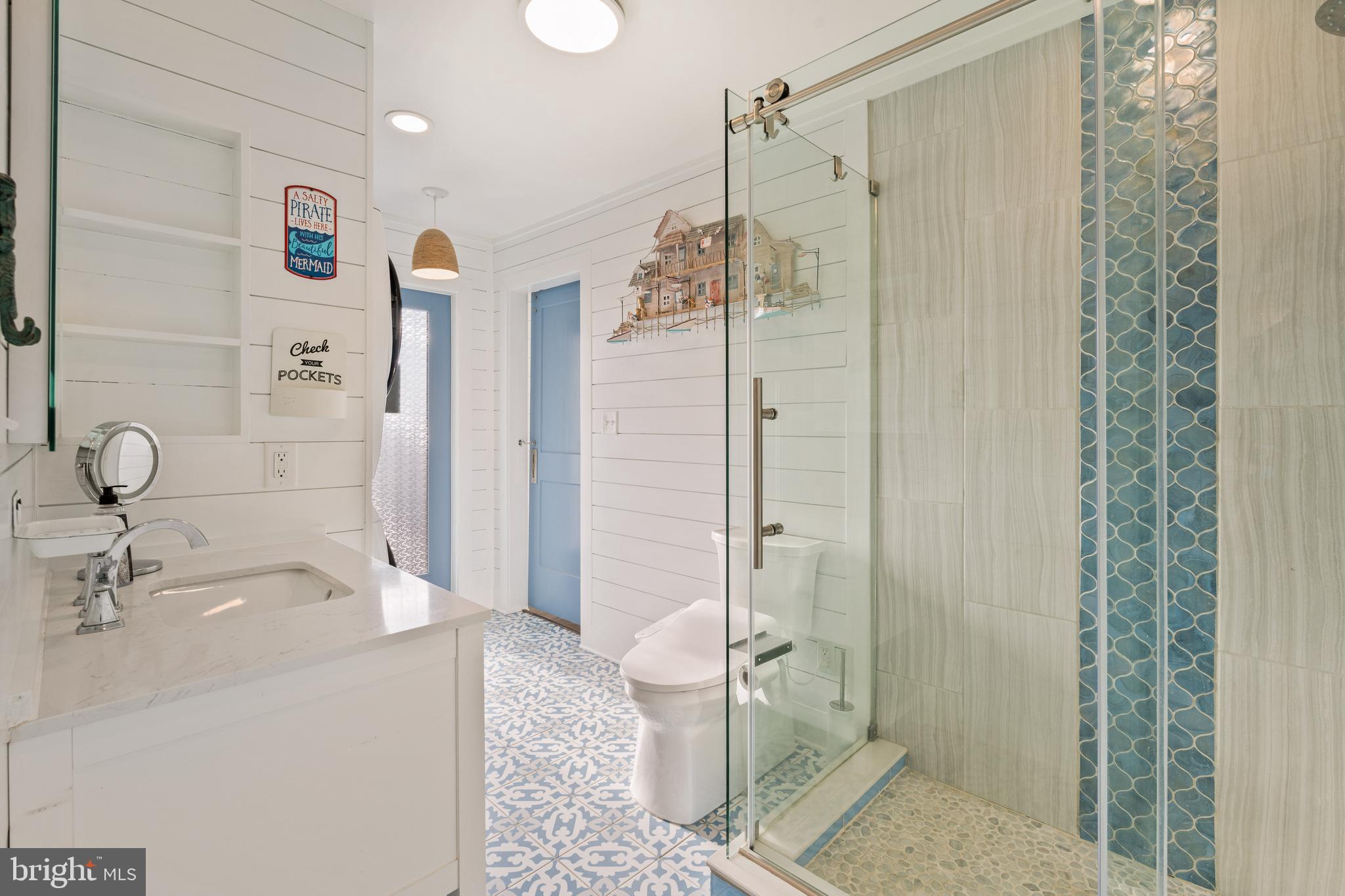 TAR BAY - Residential