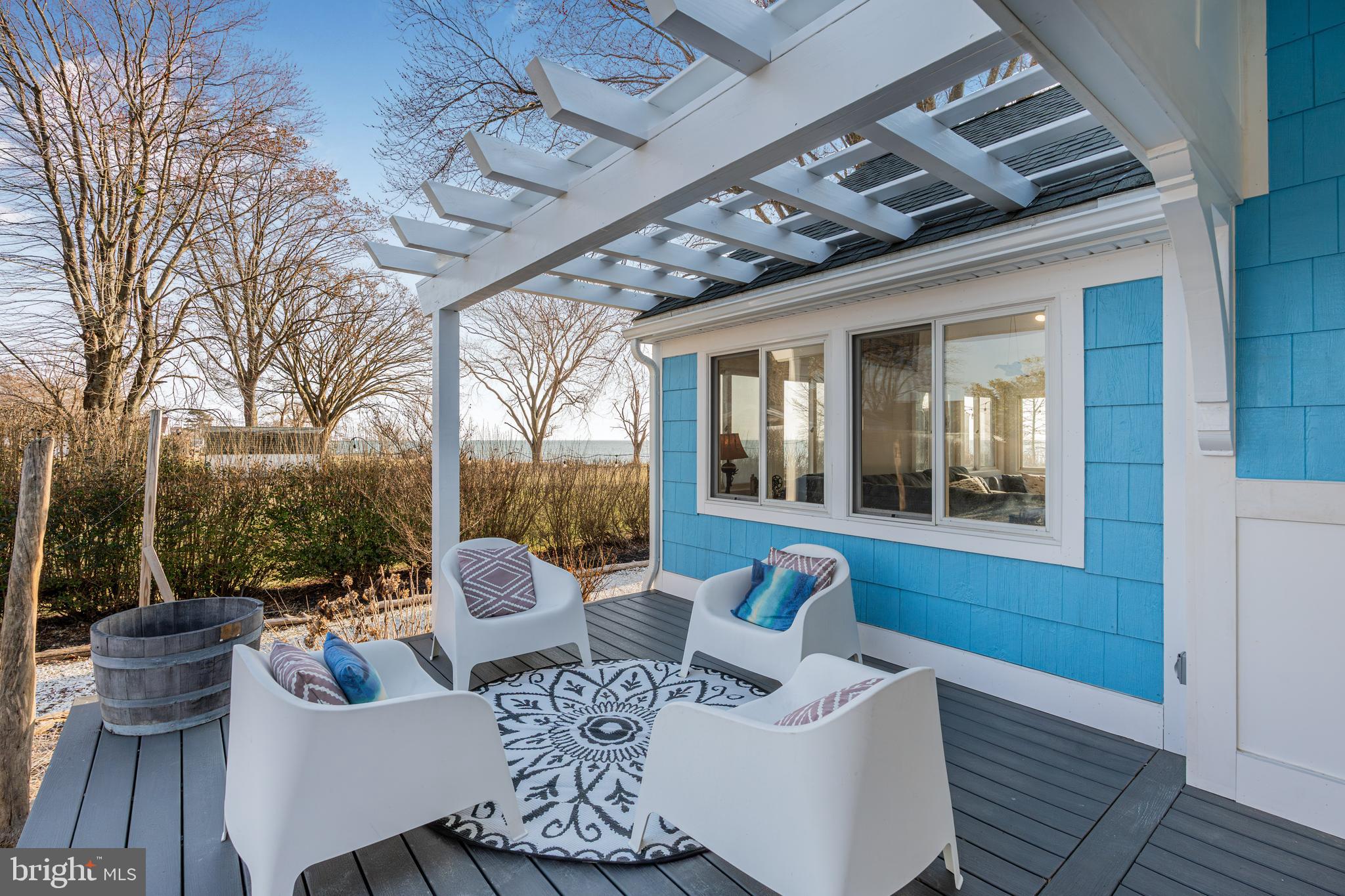 TAR BAY - Residential