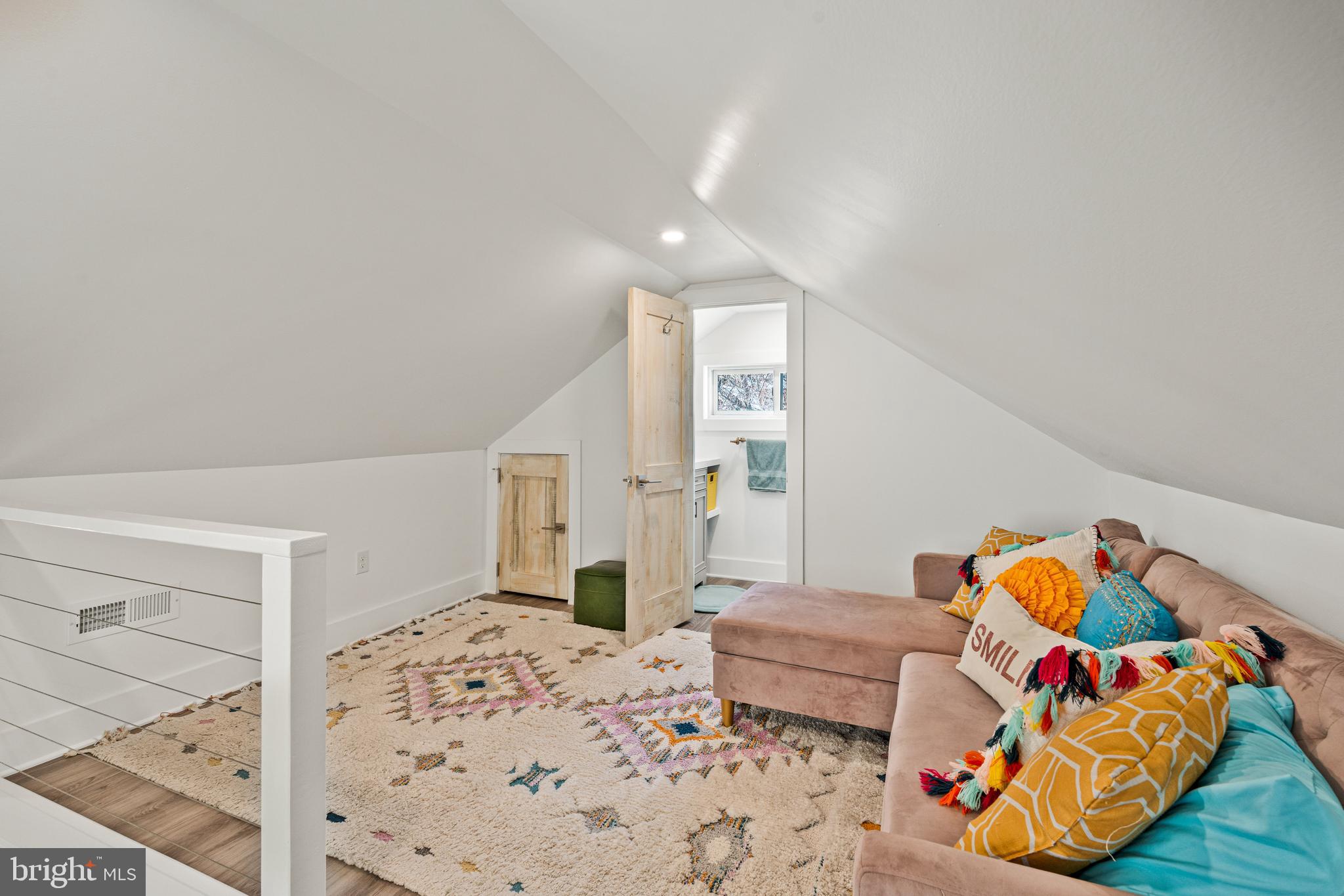 TAR BAY - Residential