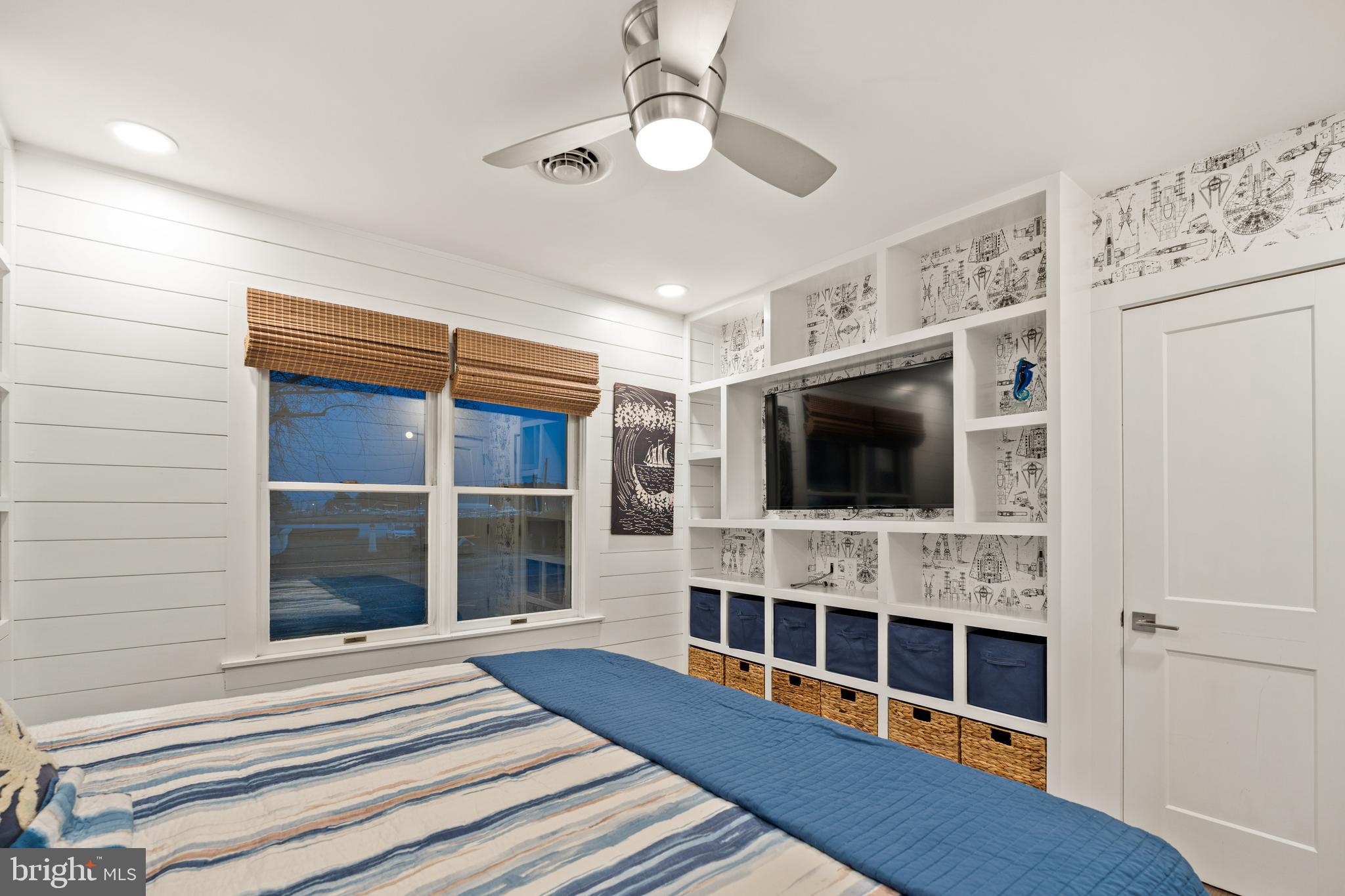 TAR BAY - Residential