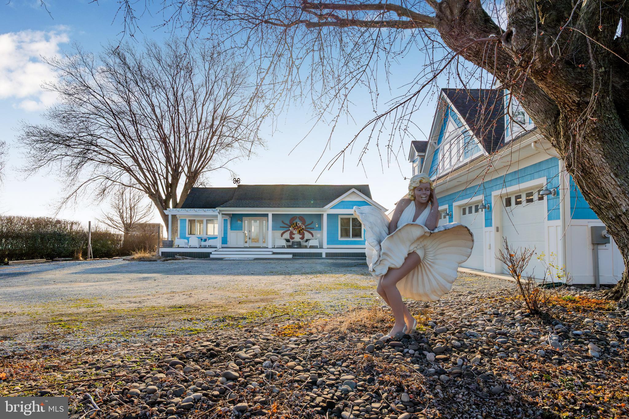 TAR BAY - Residential