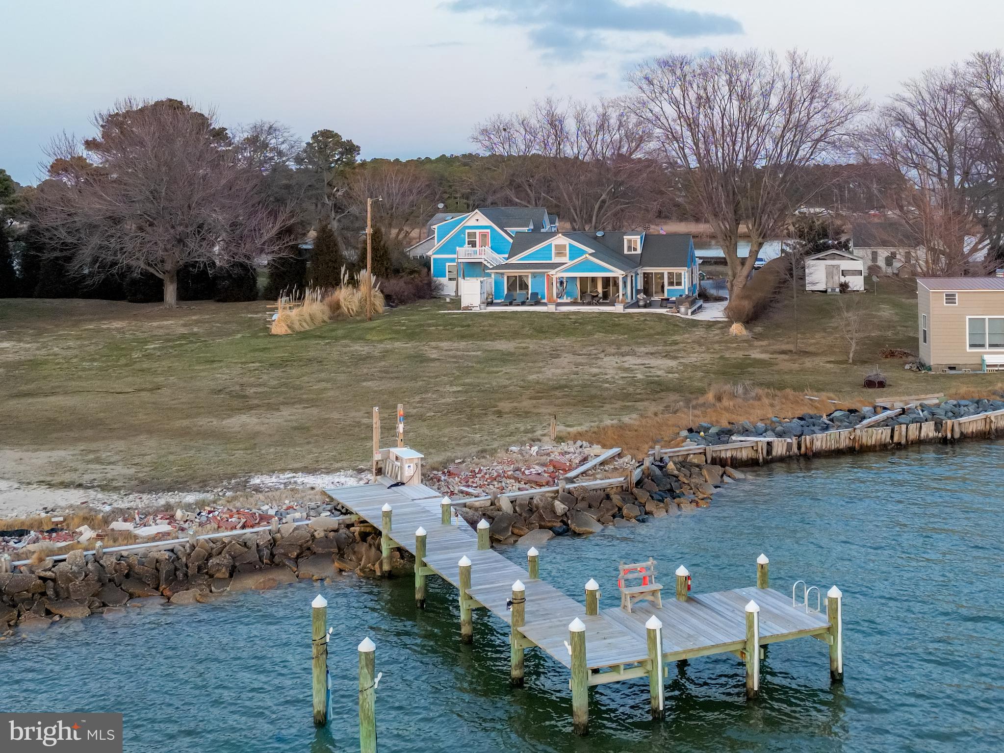 TAR BAY - Residential