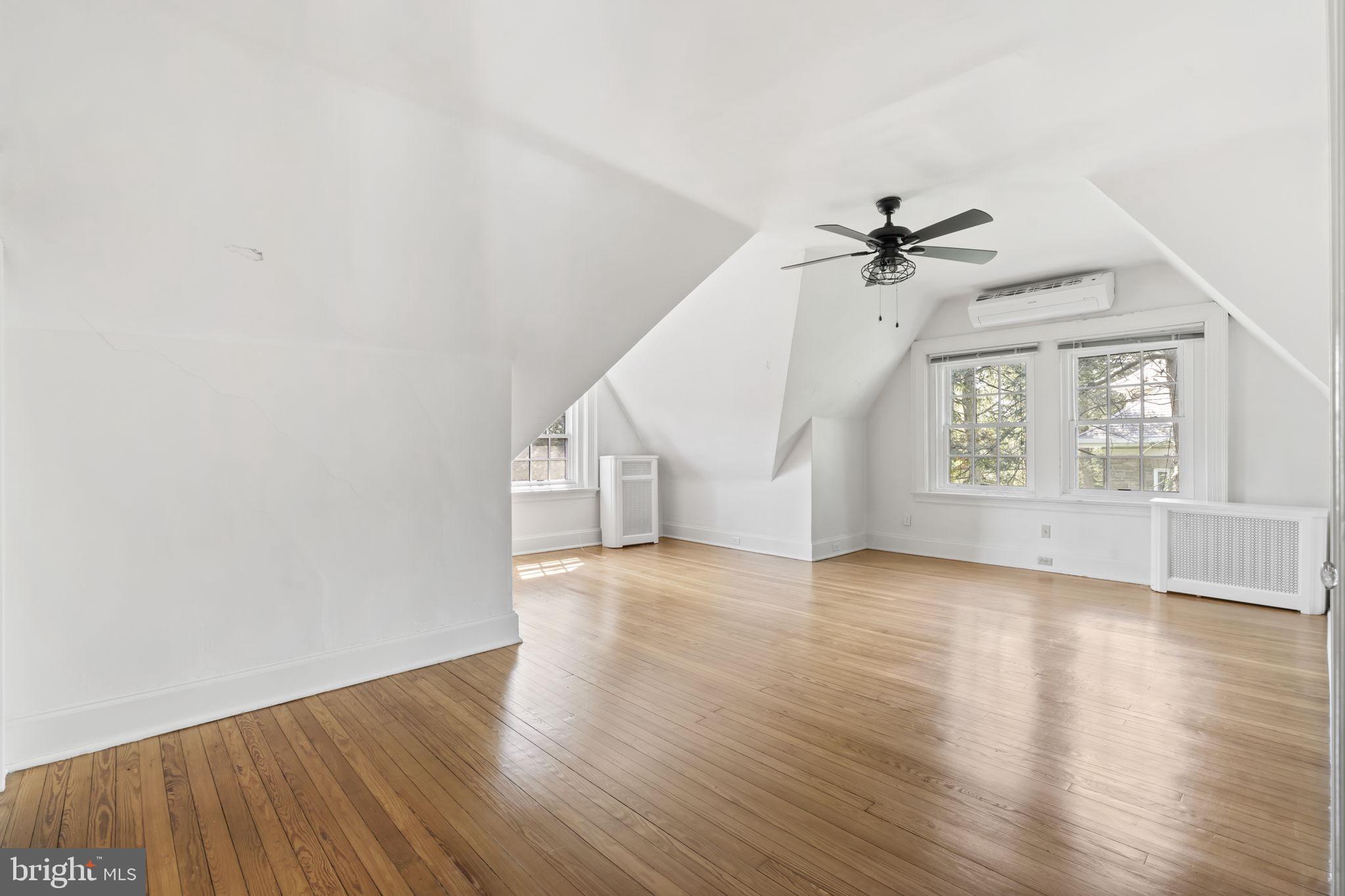 LAKESIDE - Residential