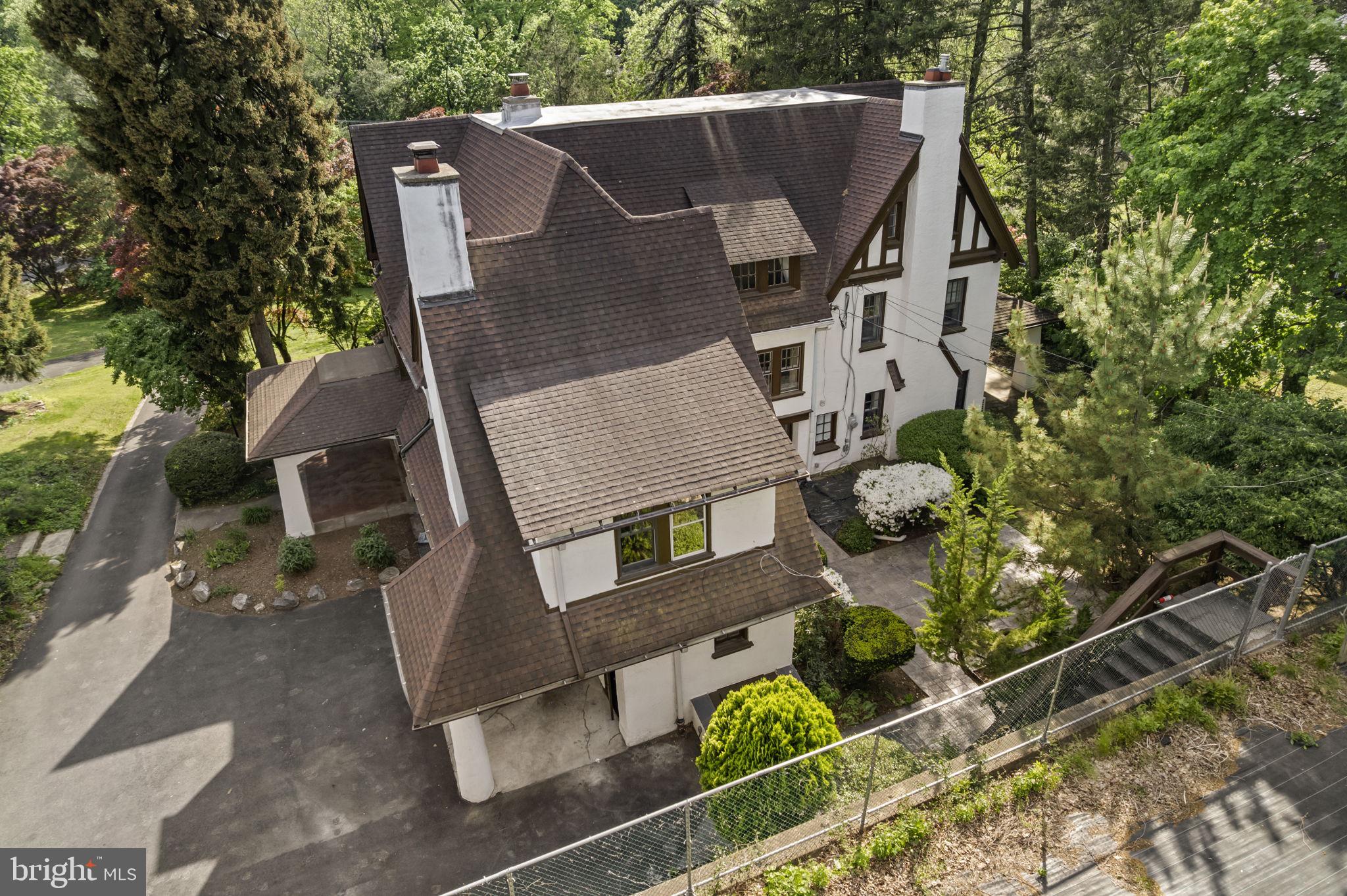 LAKESIDE - Residential