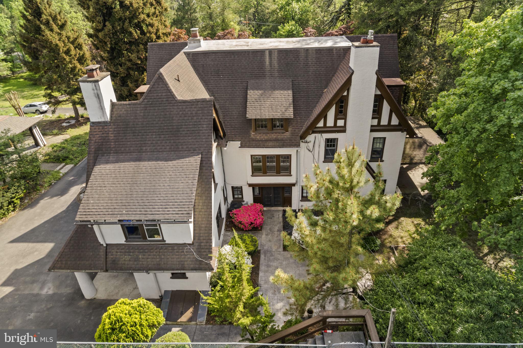 LAKESIDE - Residential