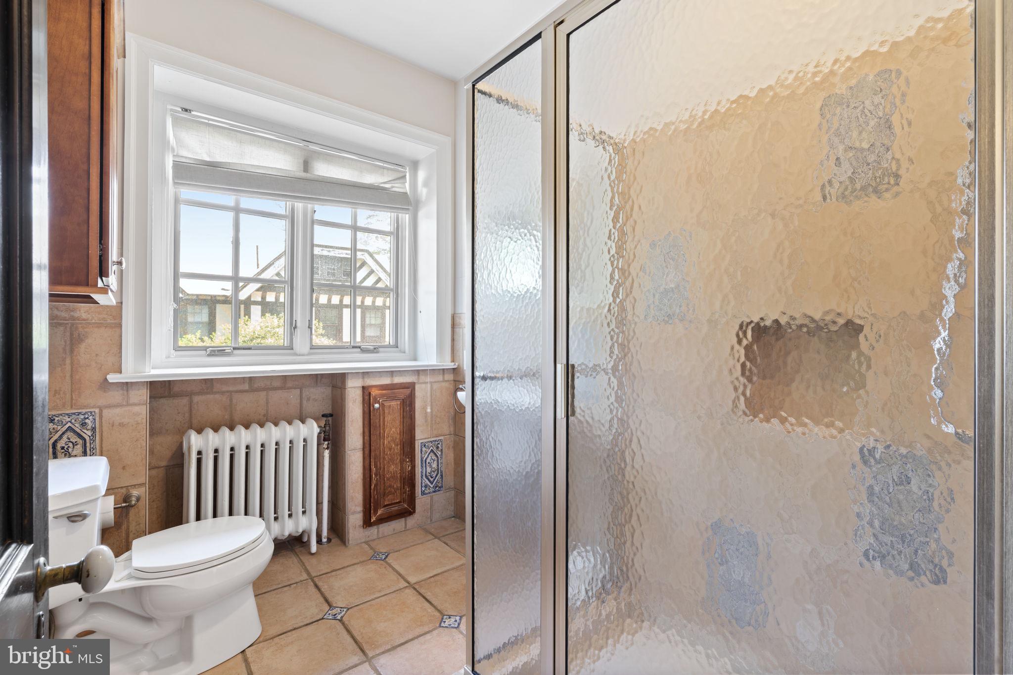 LAKESIDE - Residential