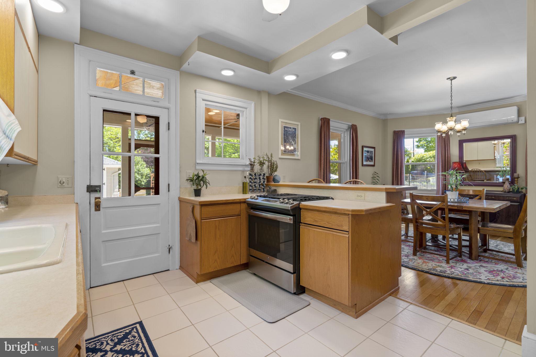 HUNTING RIDGE HISTORIC DISTRICT - Residential
