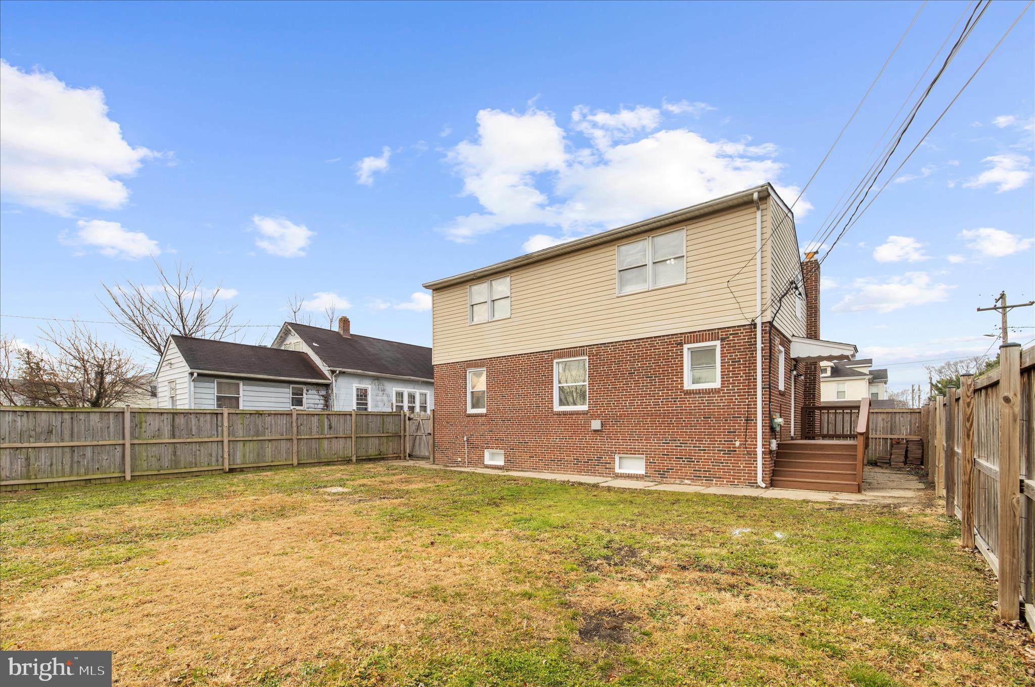 ROLAND TERRACE - Residential