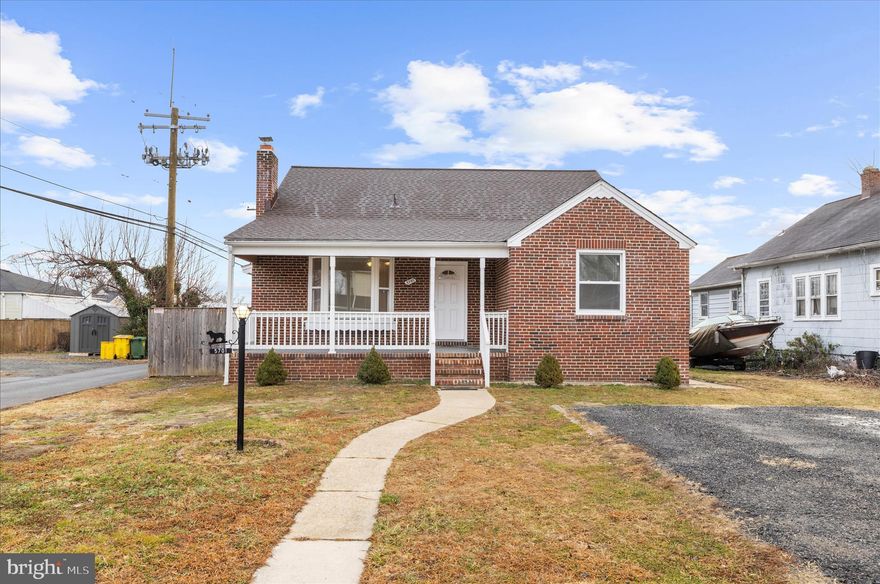 Beautifully positioned on a prime corner lot, this spacious and versatile home offers 5 bedrooms and 3 full bathrooms, perfect for comfortable living and entertaining. The main level features a modern, well appointed kitchen, two bedrooms, a full bath, dining area, and a bright, expansive living room filled with natural light. The second level boasts two generously sized bedrooms and a full bathroom, providing privacy and flexibility for family or guests. The partially finished basement adds exceptional value with a large entertainment space, an additional bedroom and bathroom, and a convenient kitchenette ideal for extended family, guests, or potential rental opportunities. This home combines space, functionality, and a desirable location an excellent opportunity you don’t want to miss.