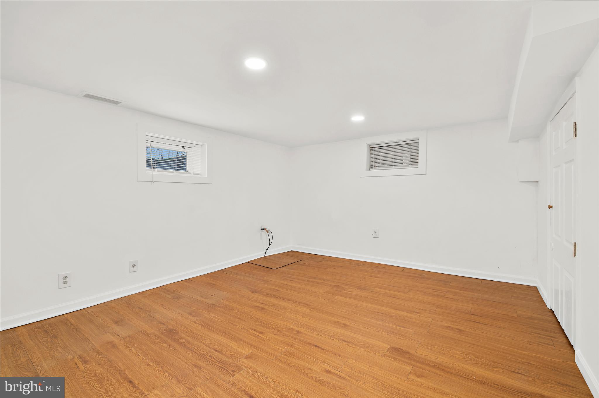 ROLAND TERRACE - Residential