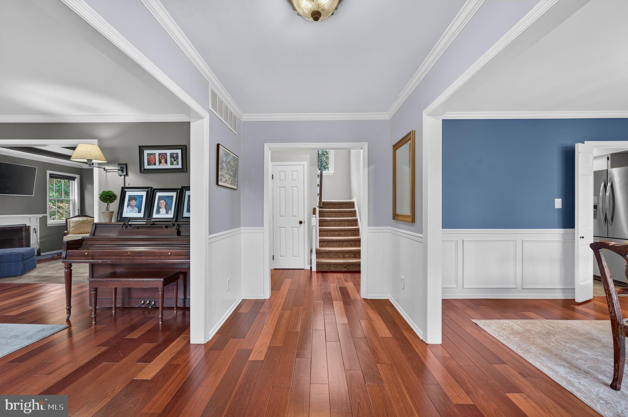 5 SCHOOLHOUSE DRIVE