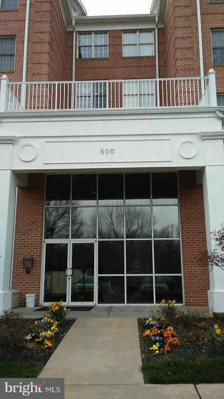 STRAFFAN - Residential