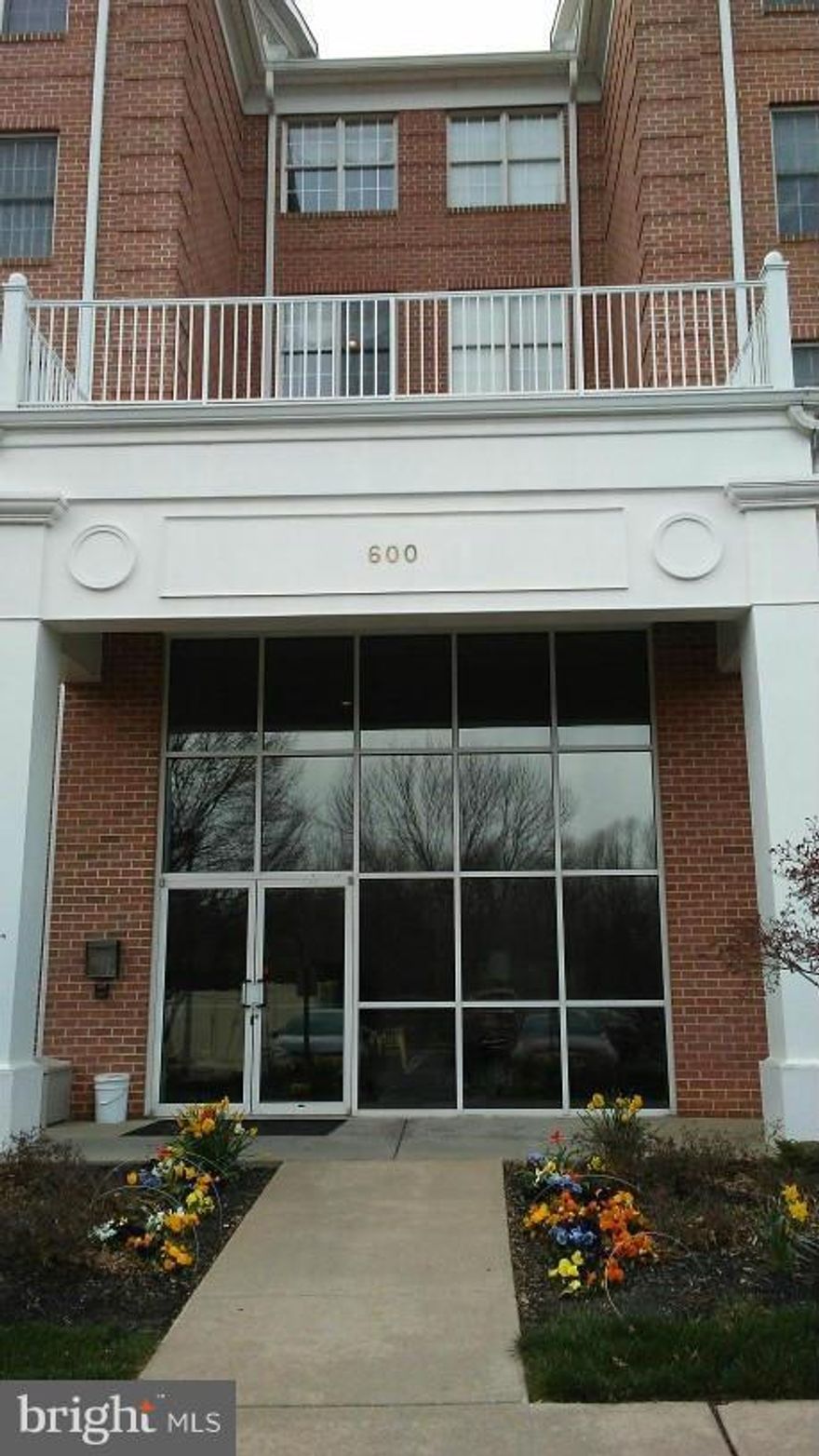 2 bedrooms 2 baths Condo.with den, fireplace, breakfast bar, deck and more. Property sold as is. Seller will not split transfer and recordation.  HOA fee to be verified.  Please fill out 1st page of contract which is on documents and VA questionnaire in documents. .