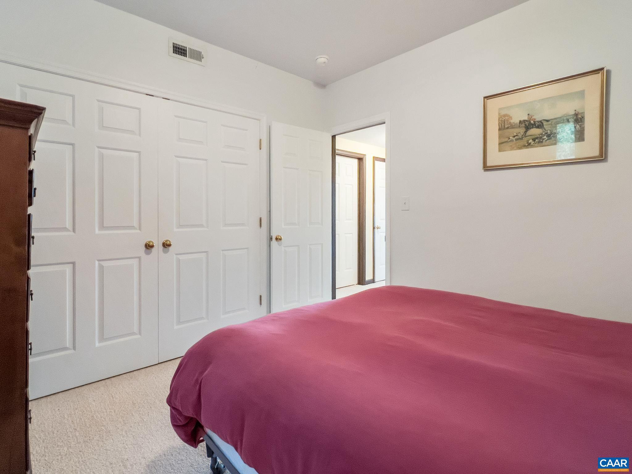 SUNSET FARMS - Residential