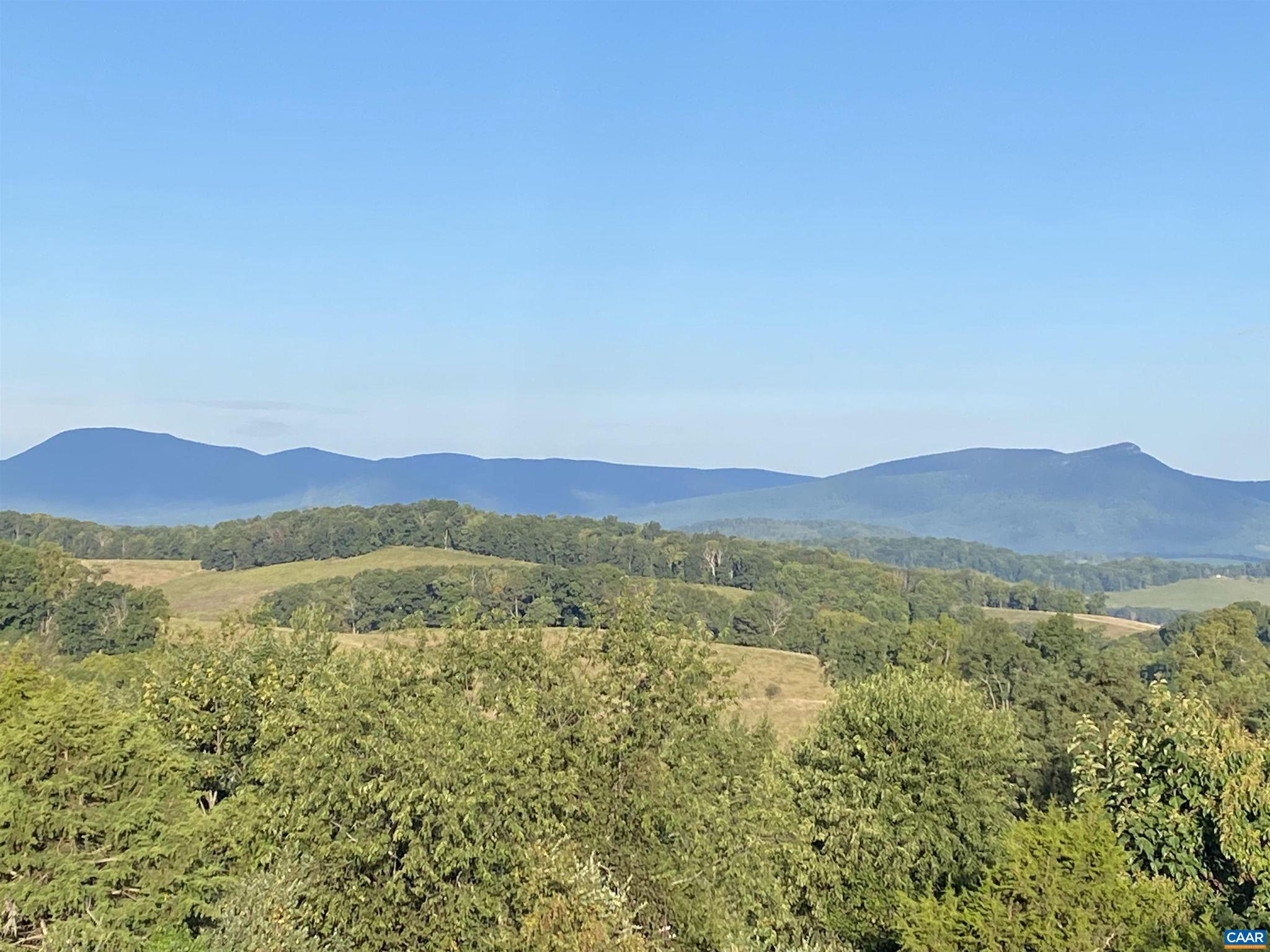 SUNSET FARMS - Residential