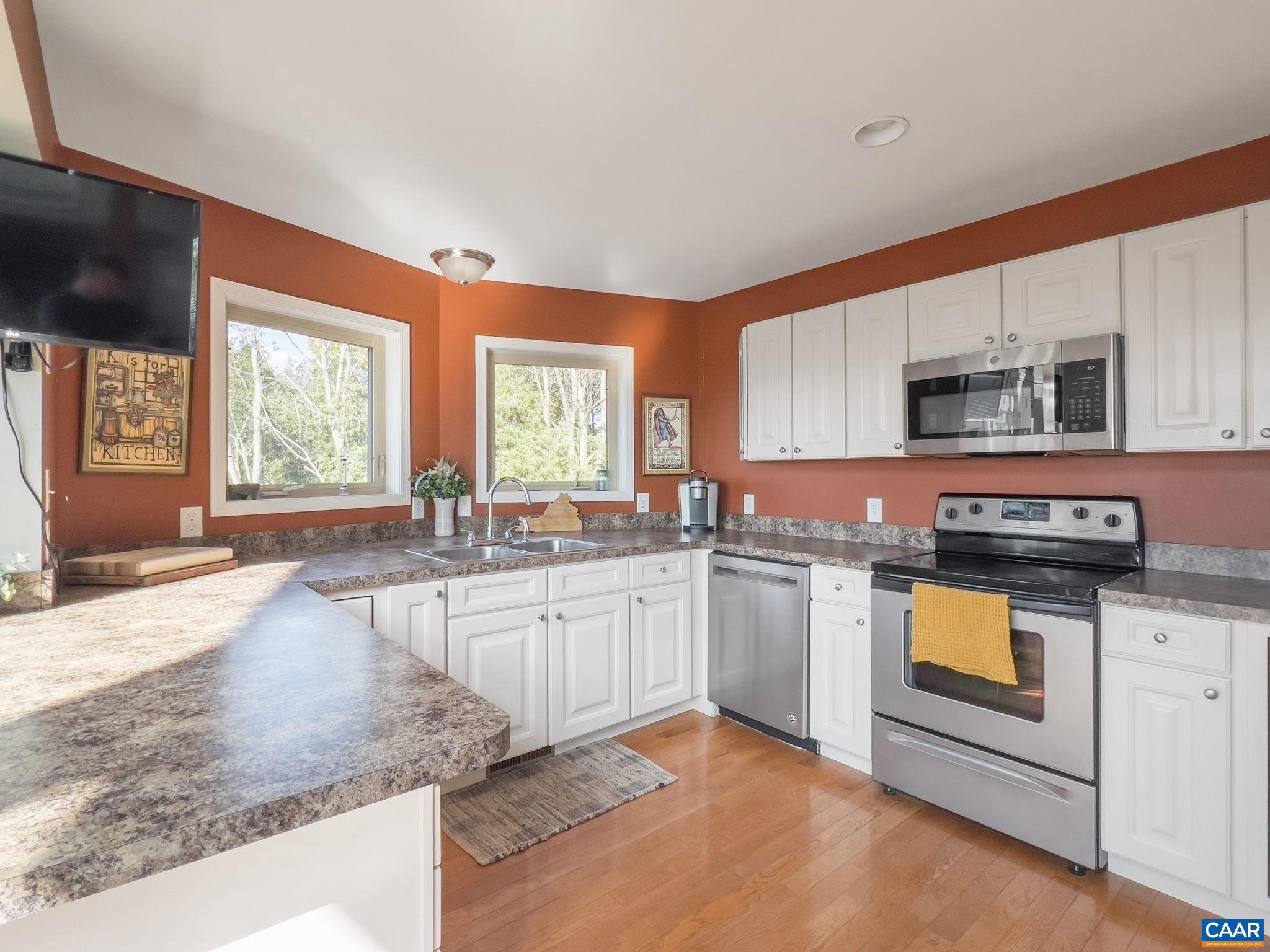 SUNSET FARMS - Residential