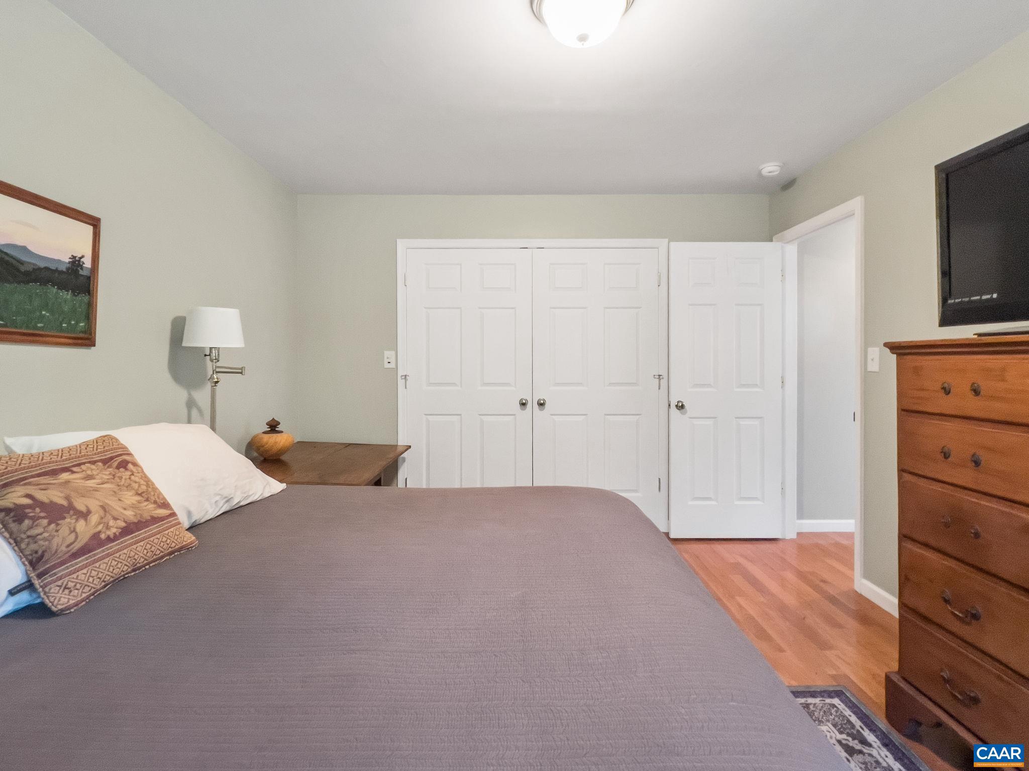 SUNSET FARMS - Residential