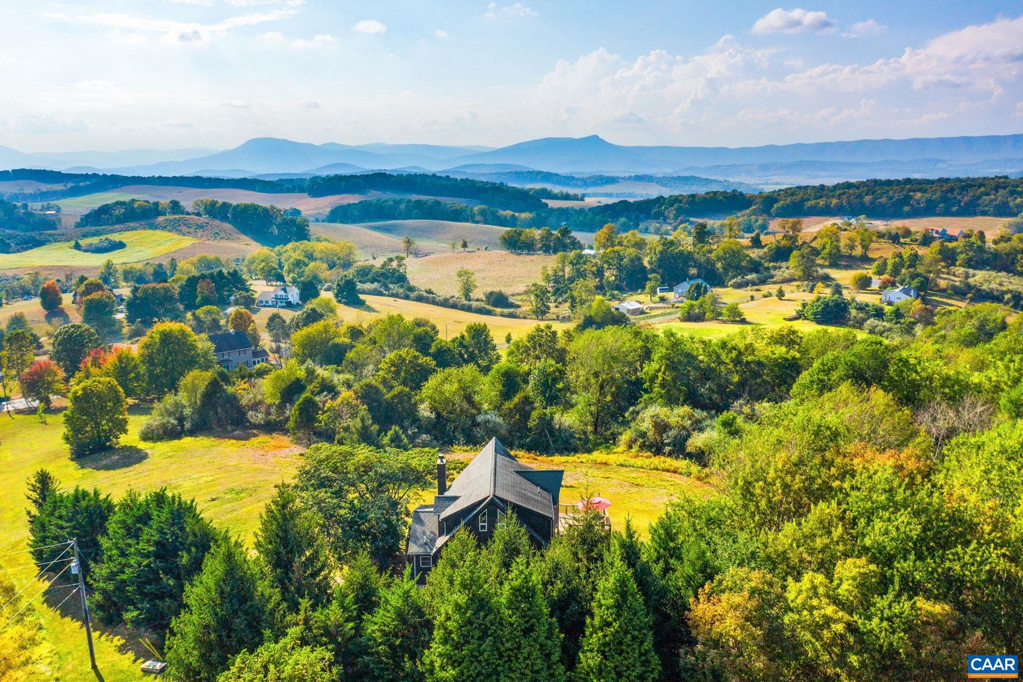 SUNSET FARMS - Residential