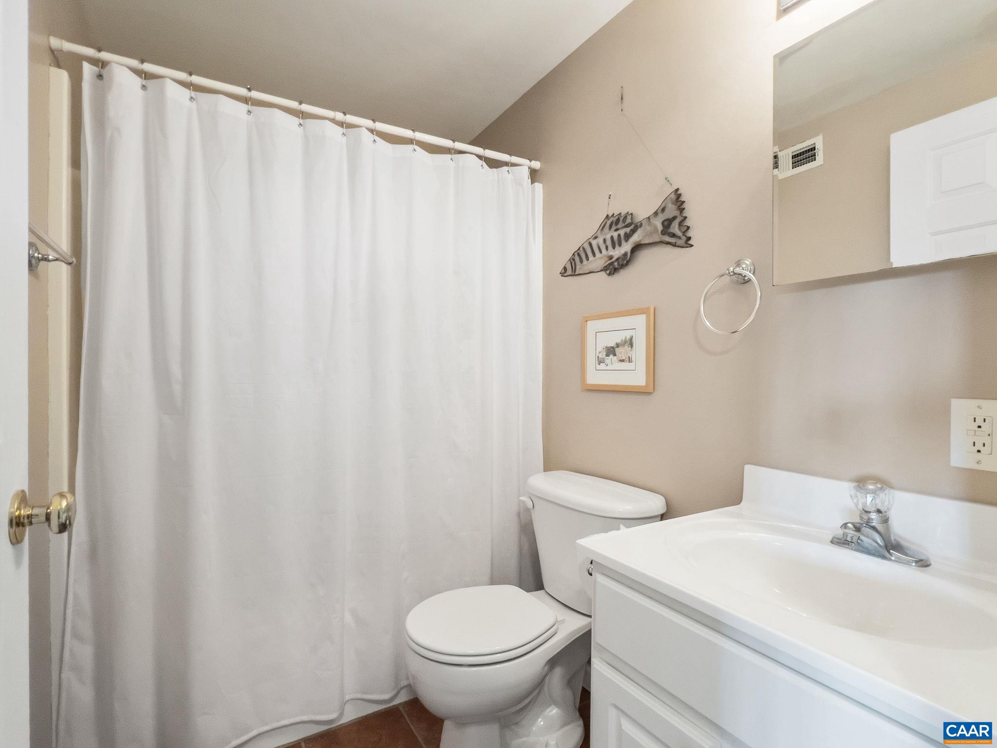 SUNSET FARMS - Residential