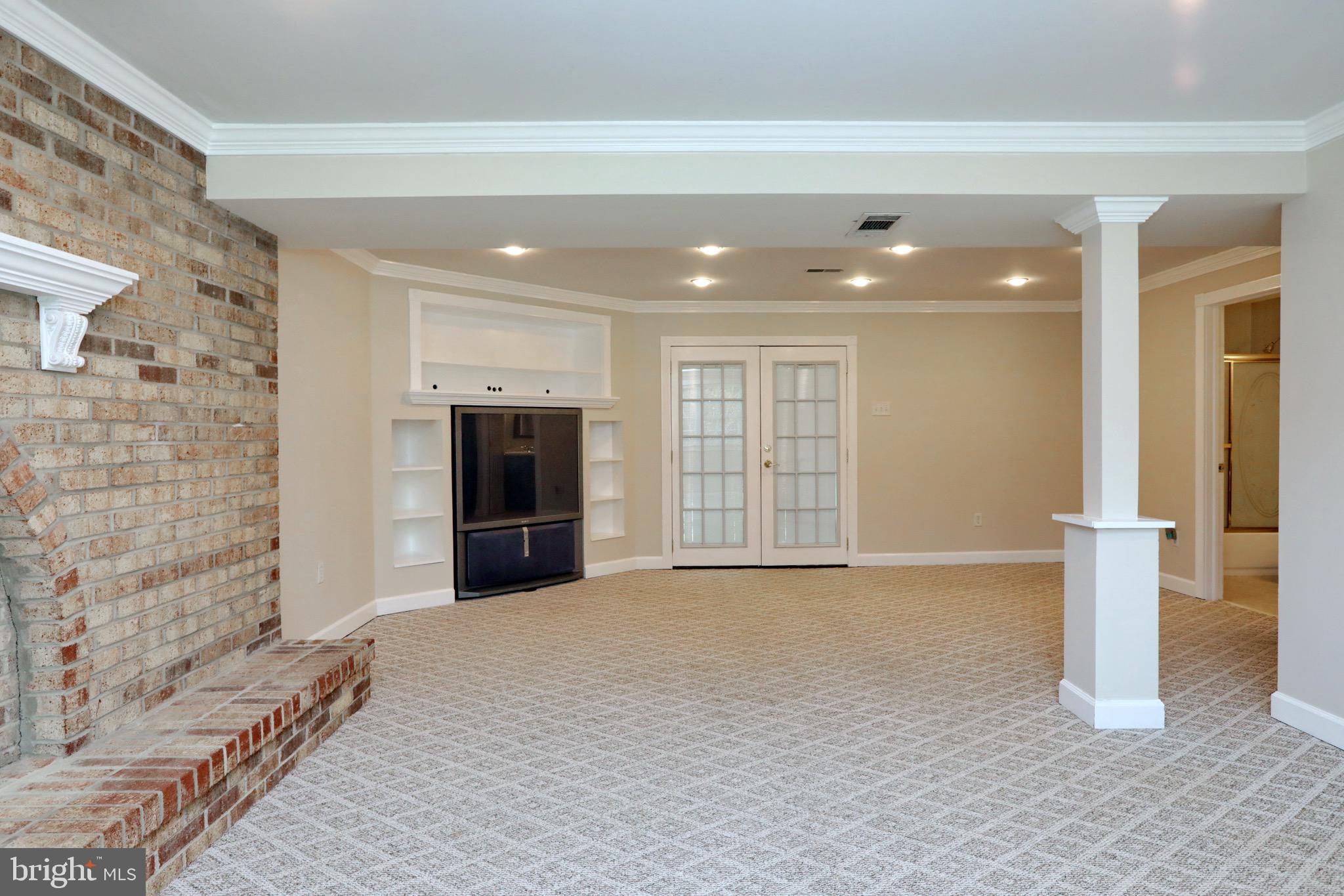 ELLENWOOD - Residential