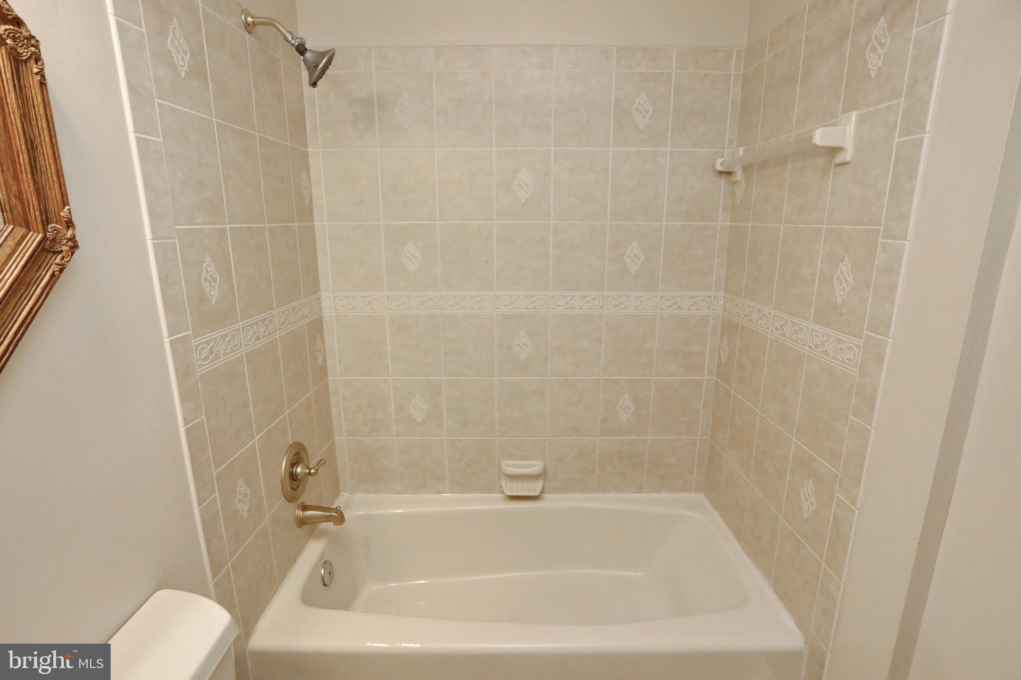 ELLENWOOD - Residential