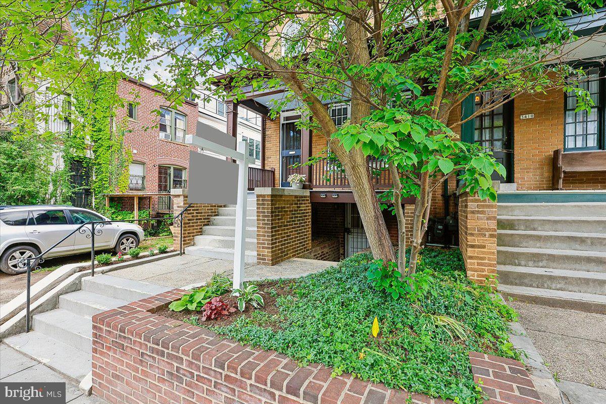 3408 BROWN STREET NW