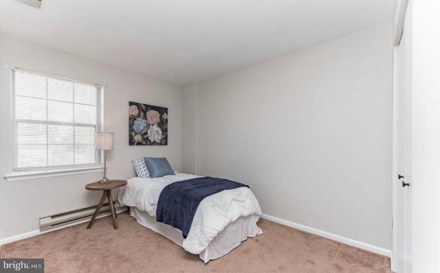 COLONIAL VIL - Residential