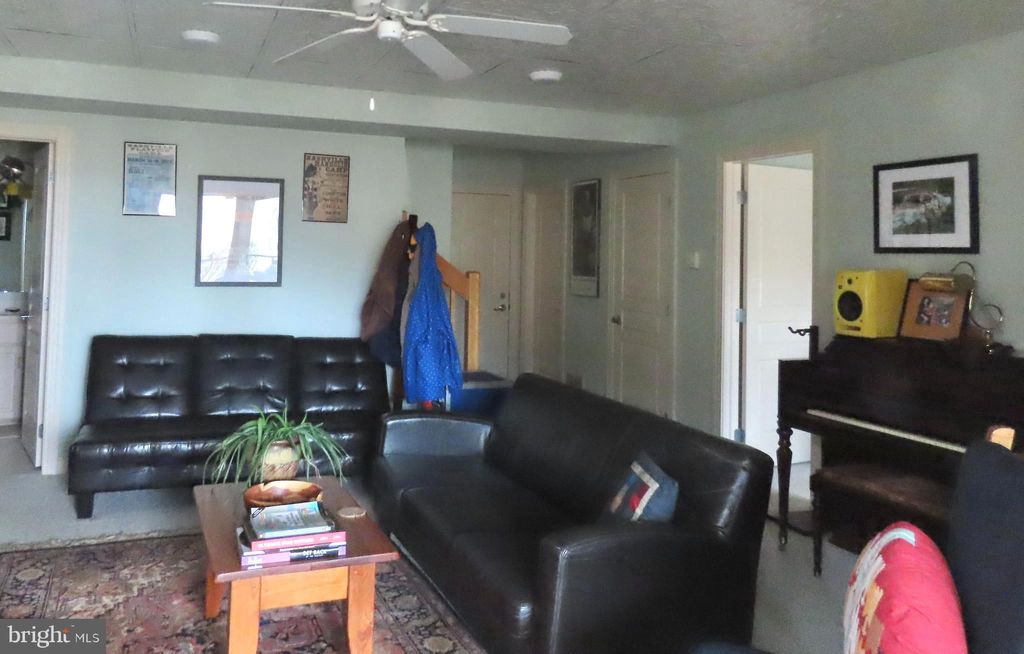 listing image 36