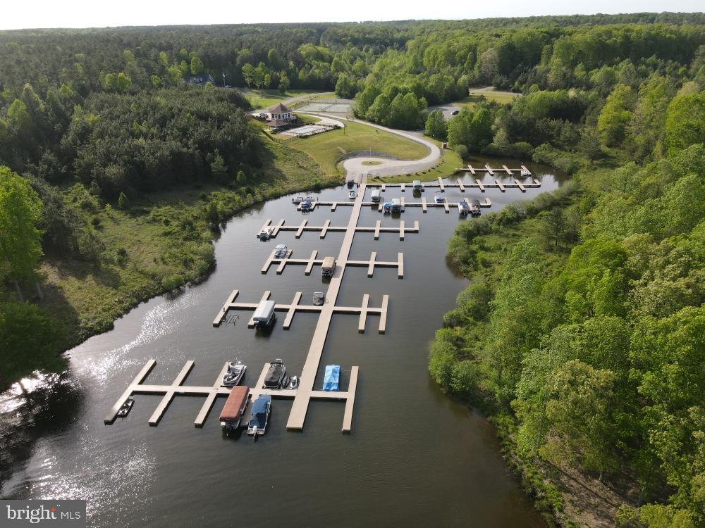WATERS AT LAKE ANNA - Land