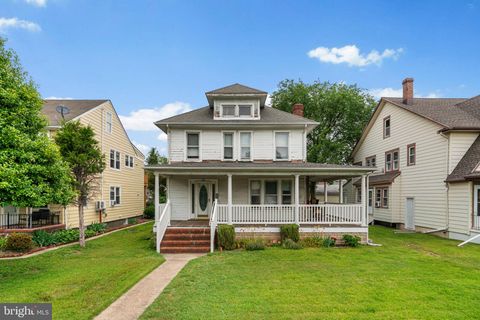 108 1ST AVENUE GLEN BURNIE MD 21061