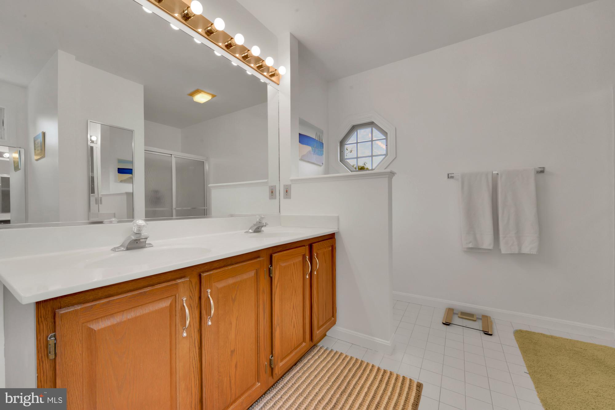 RIDGEVIEW - Residential